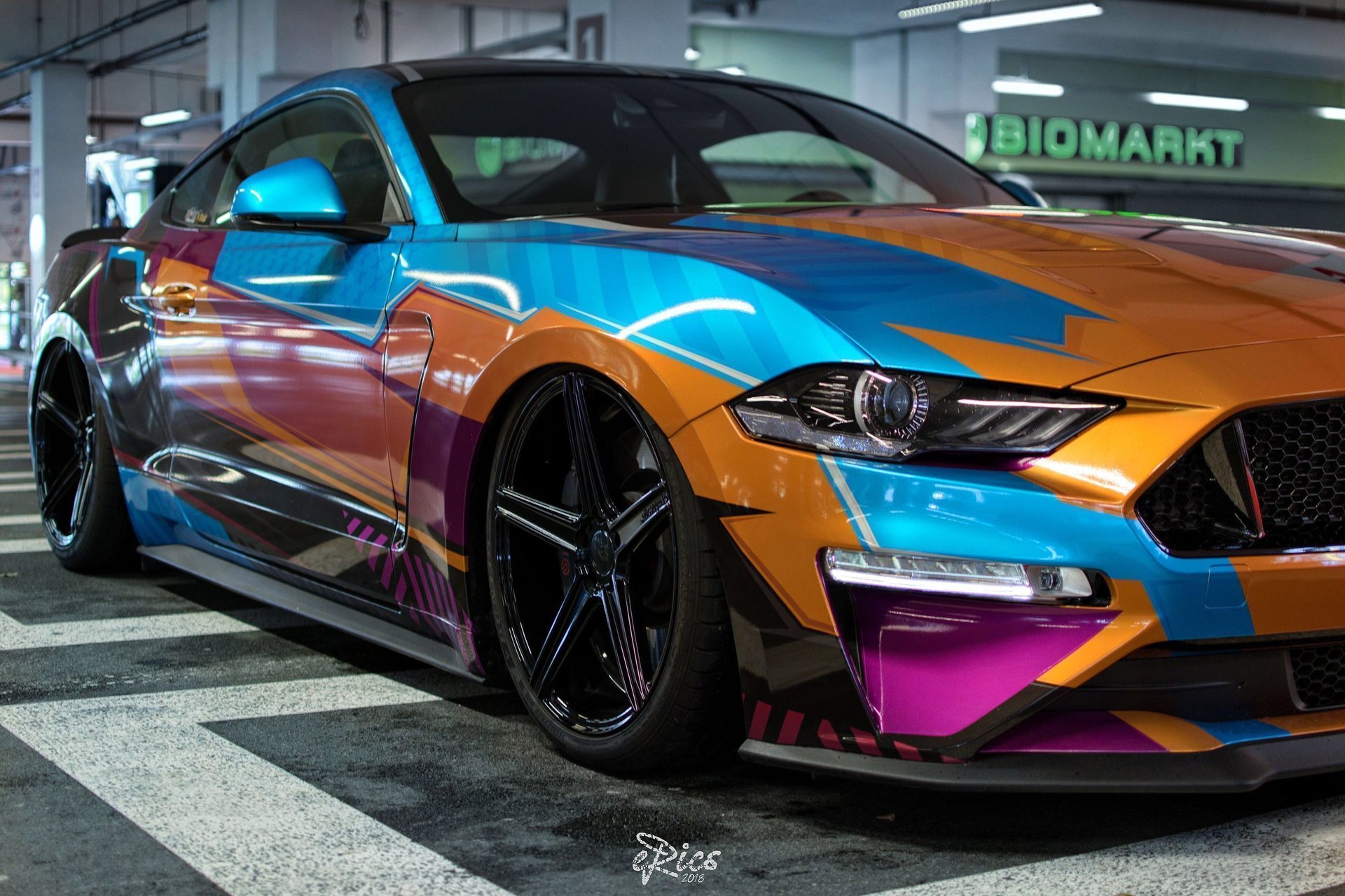 FORD Mustang LAE - KV1 schwarz glänzend