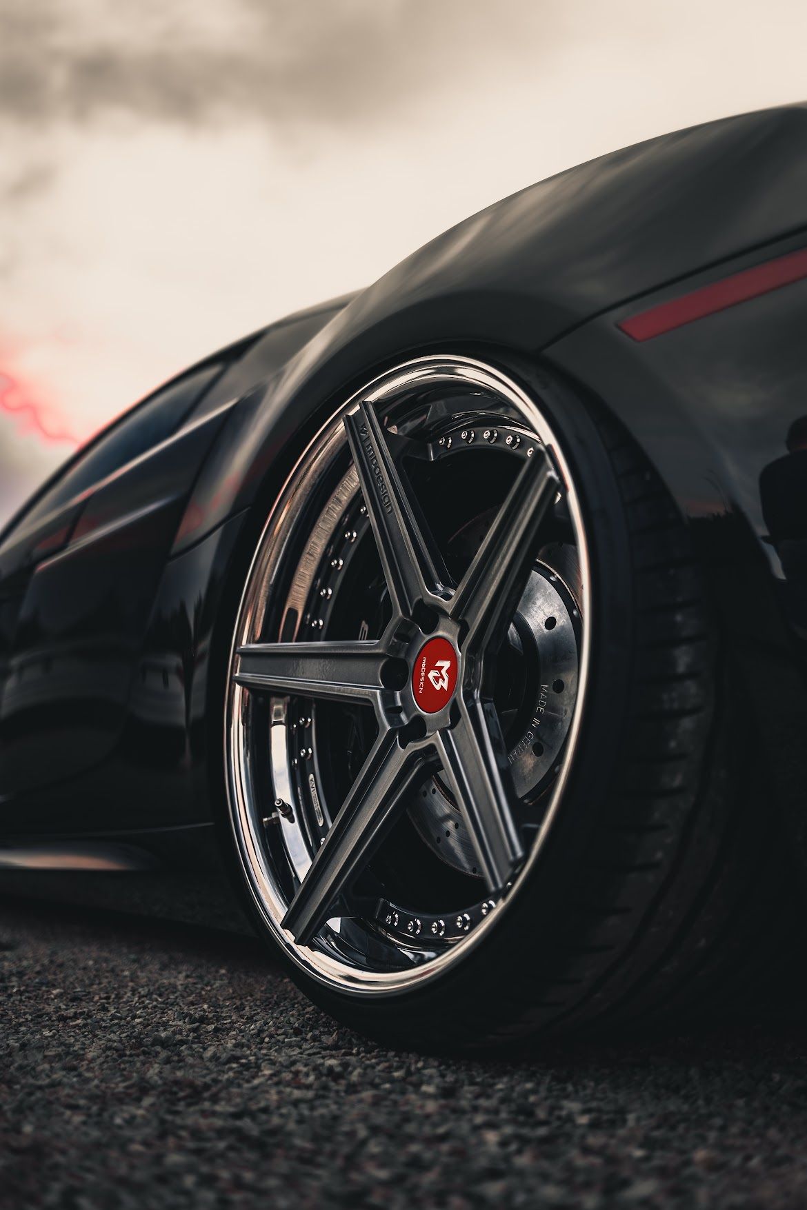 AUDI R8 Coupe 42 KV1.3 grau glänzend poliert