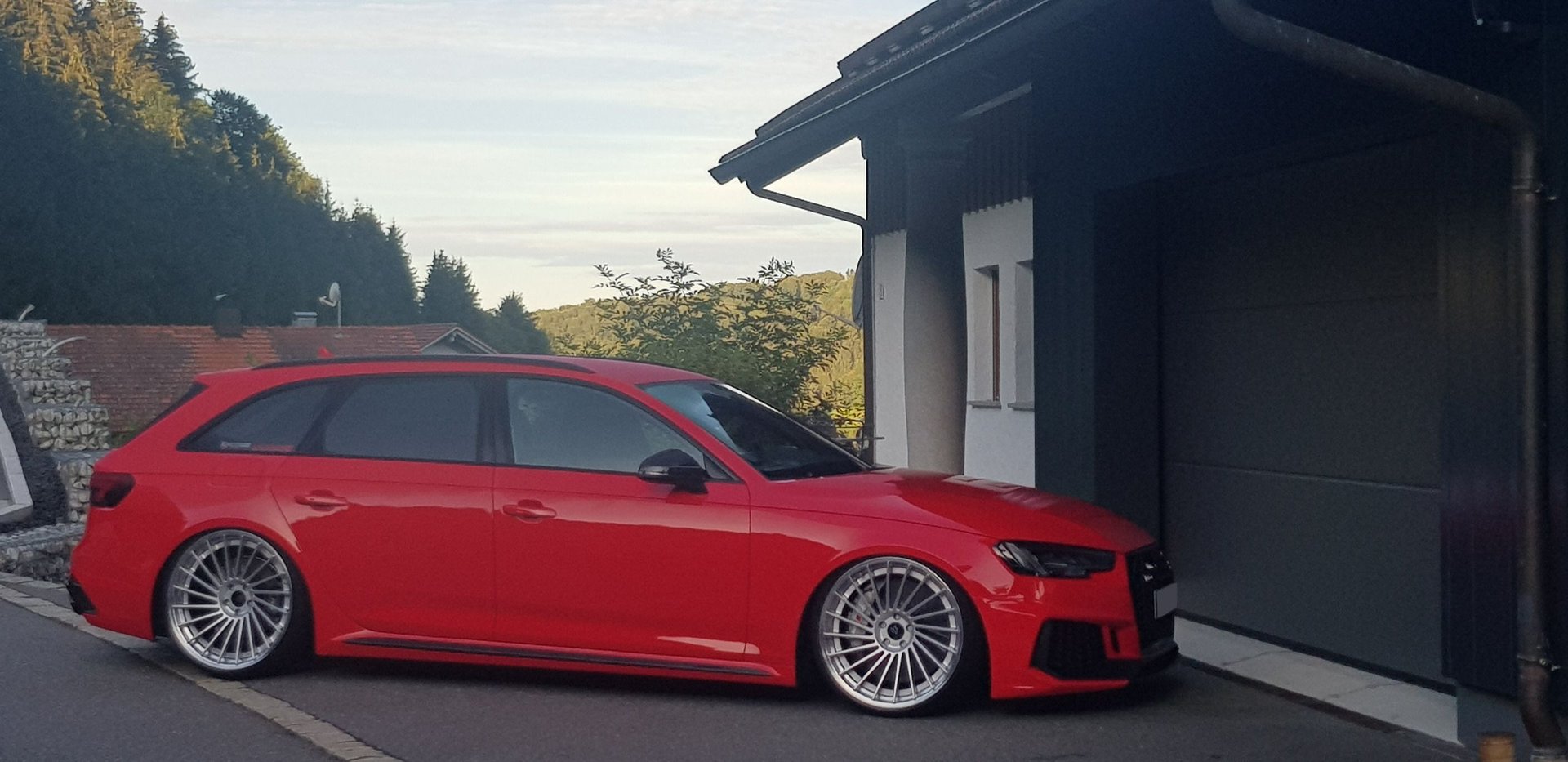 AUDI RS4 Avant B8(B9) 