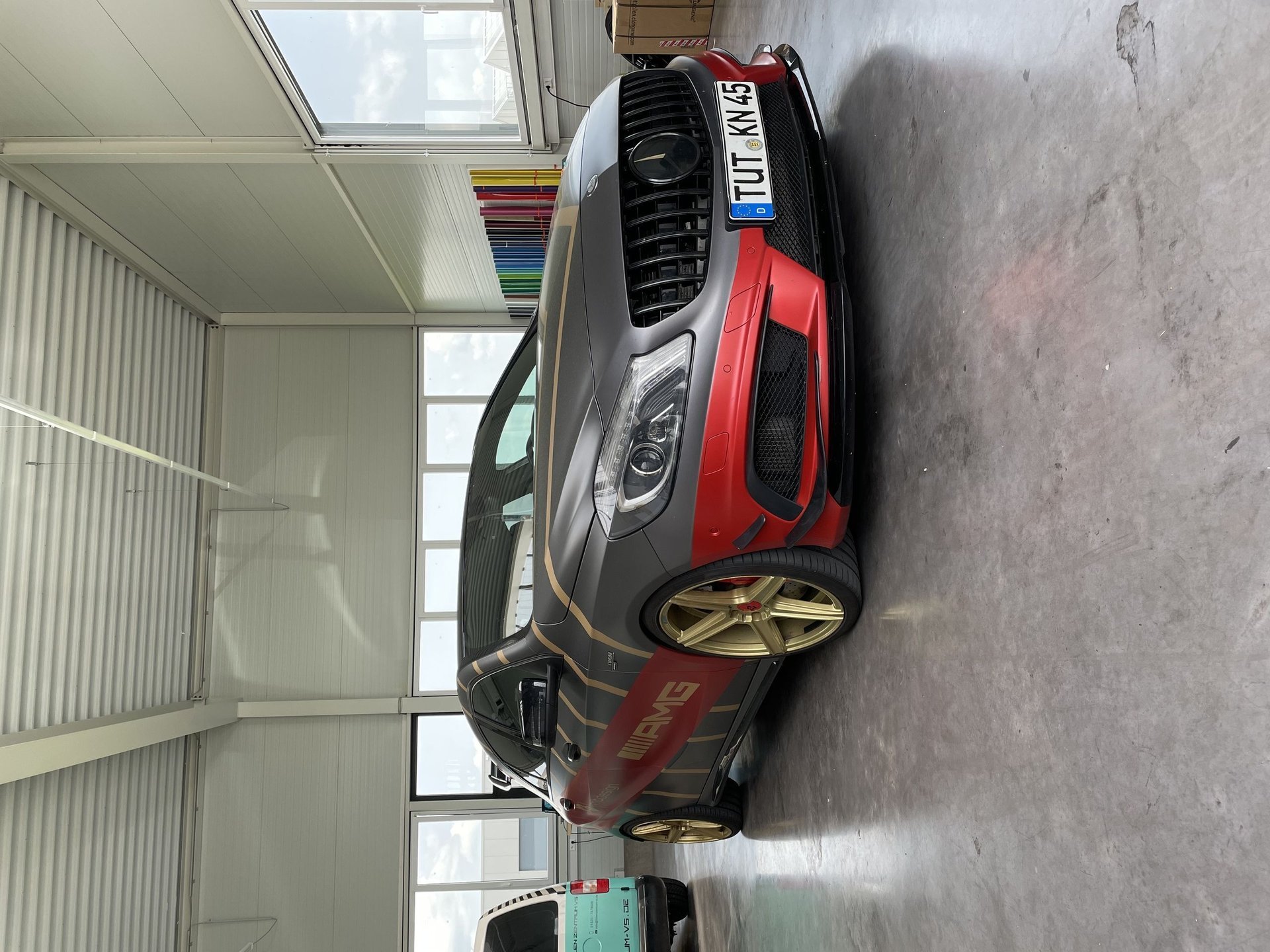 MERCEDES-BENZ A-Klasse AMG 176 KV1 gold glänzend