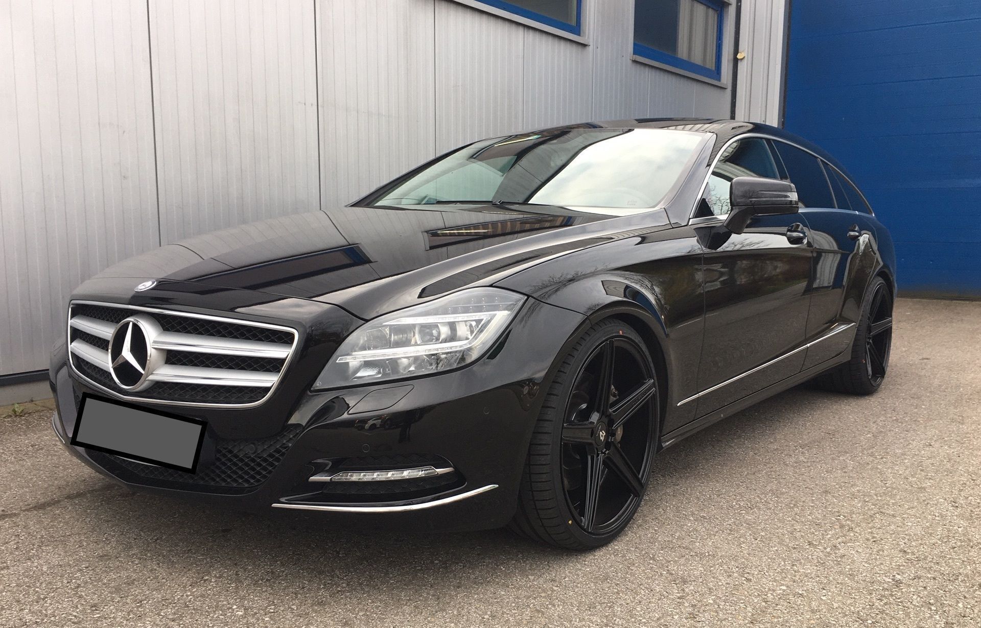 MERCEDES-BENZ CLS-Klasse 218 - KV1 schwarz glänzend