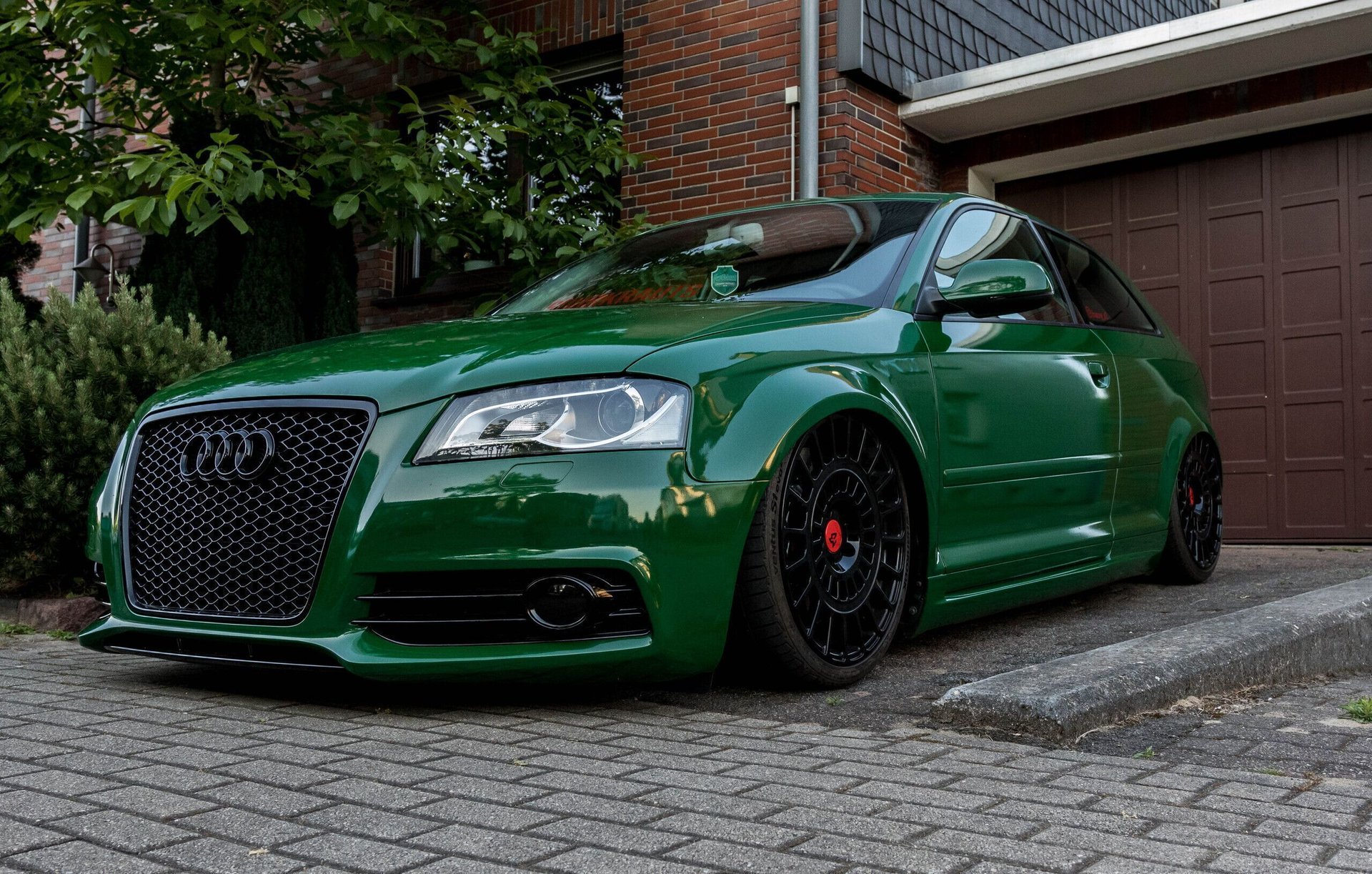 AUDI A3 8P - MSP schwarz glänzend