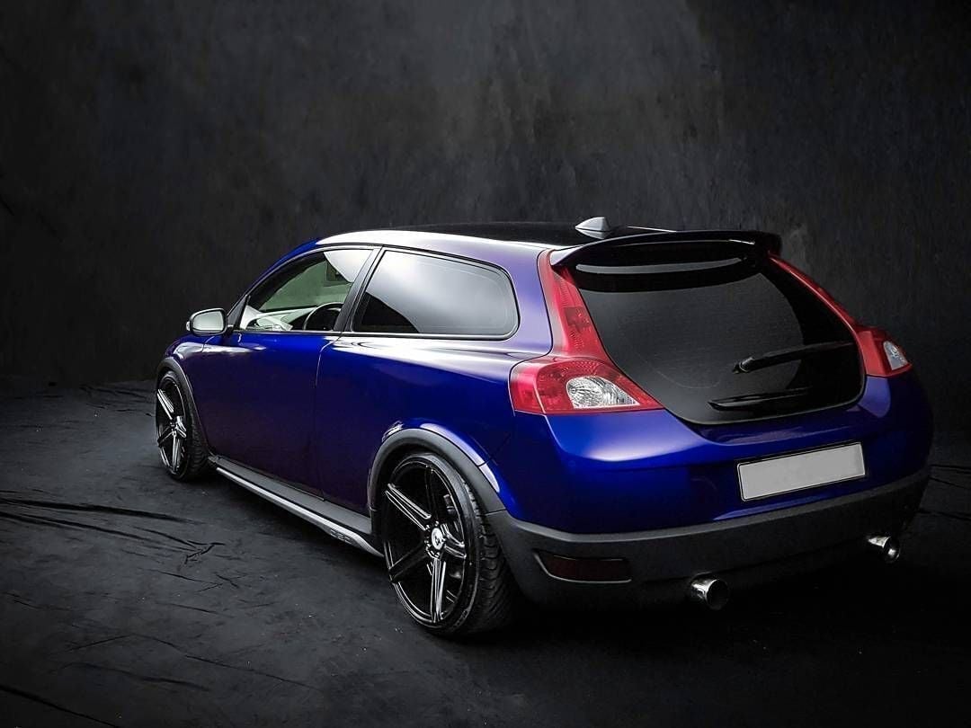 VOLVO C30 M - KV1 schwarz glänzend