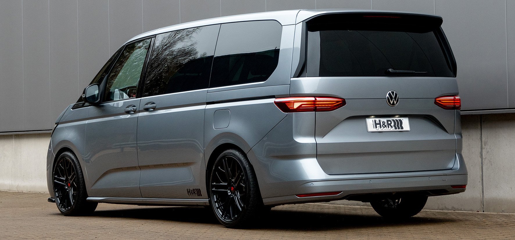 VW T7 Multivan mit 20 Zoll SF1 Felgen & H&R Gewindefahrwerk
