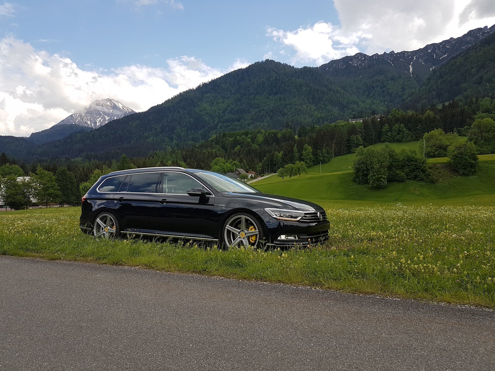 VOLKSWAGEN Passat 3C KV1 silber glänzend