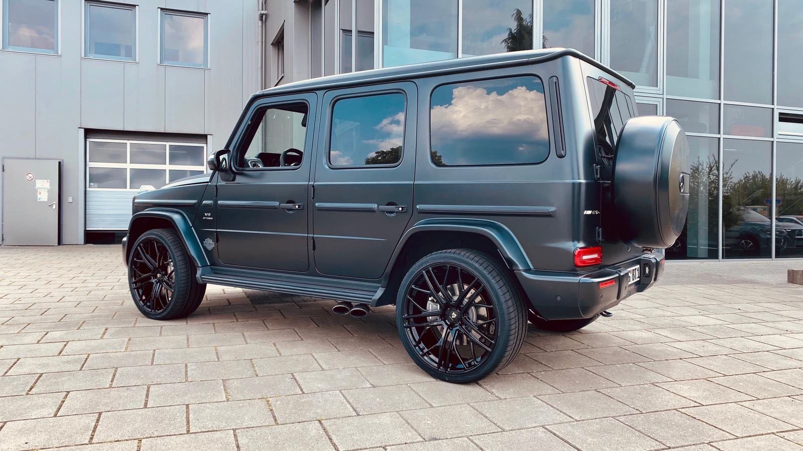 MERCEDES-BENZ G-Klasse AMG 463A - SF1 schwarz glänzend