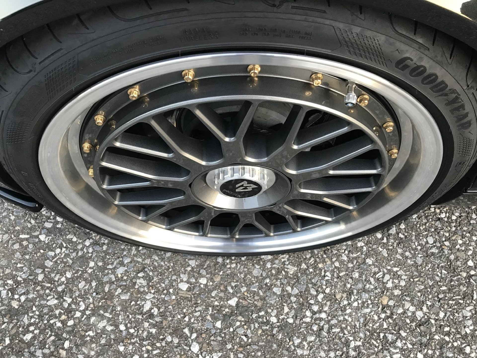 BMW 3er 346L LV1 grau glänzend poliert
