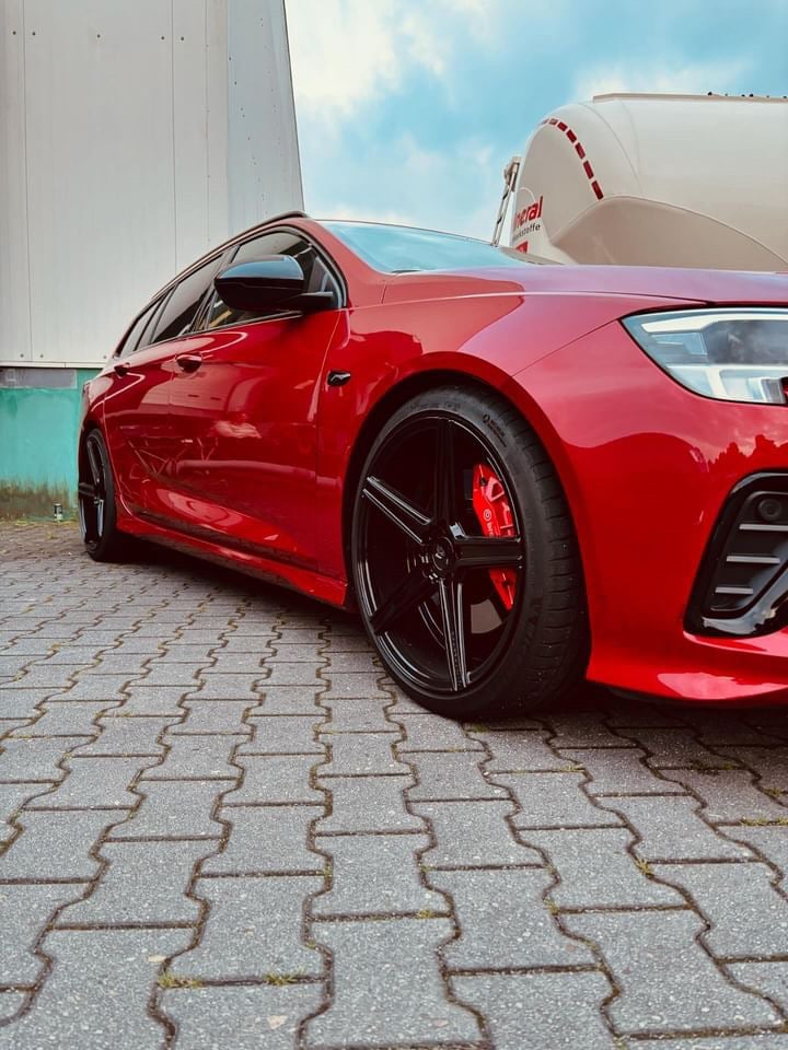 OPEL Insignia Sports Tourer Z-B - KV1 schwarz glänzend