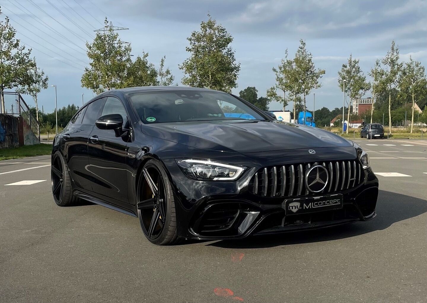 MERCEDES-BENZ AMG GT 4-Türer R1EAMG KV1 schwarz seidenmatt