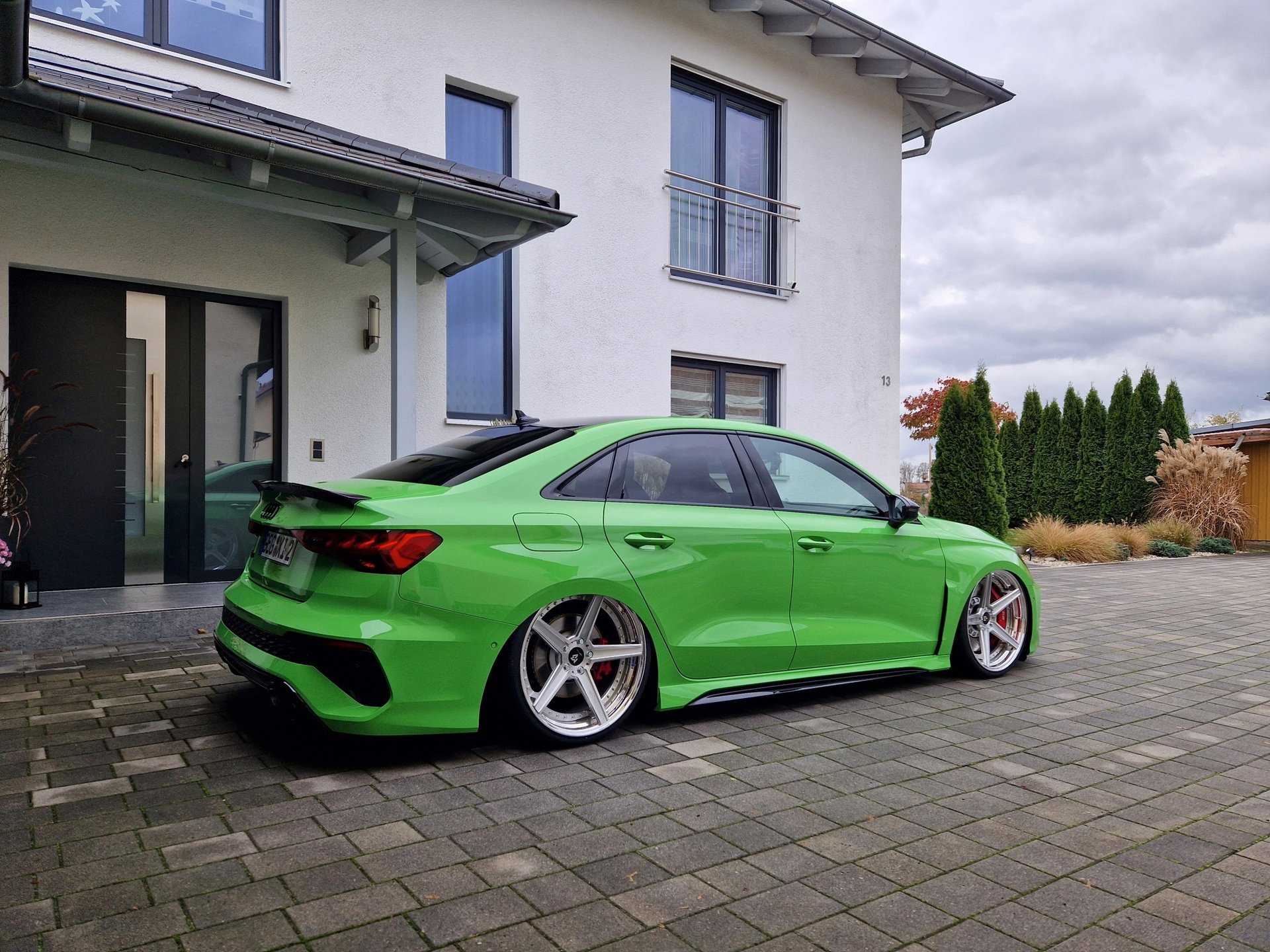 AUDI RS3 Limousine GY - KV1.3 roh glänzend