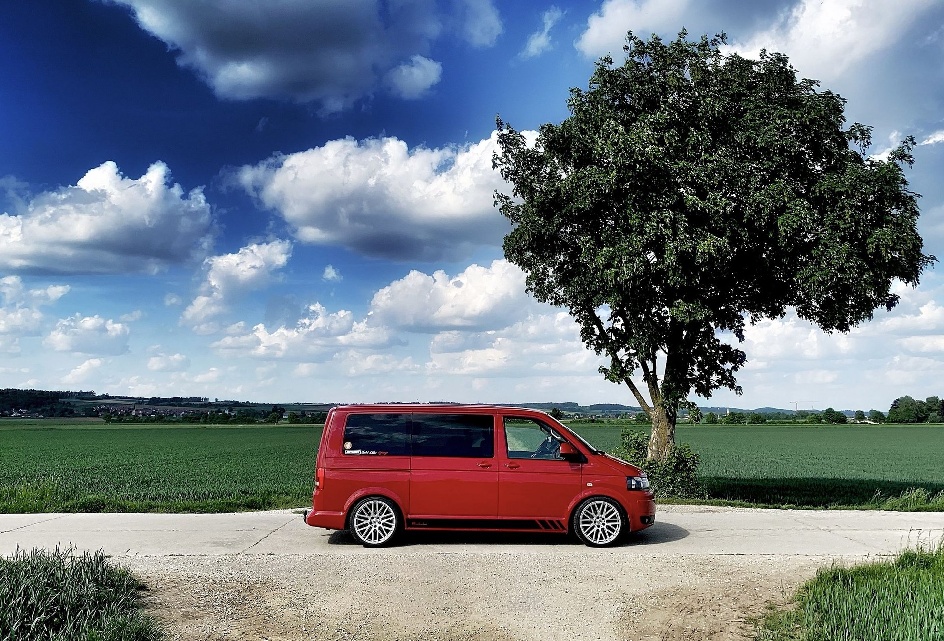 VOLKSWAGEN T5 Bus 7HC KV4 silber glänzend