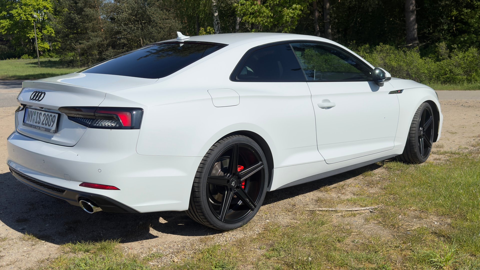 AUDI A5 Coupe B8(B9) 40 TFSI with Wheels - Perfect Blend of Style and Performance