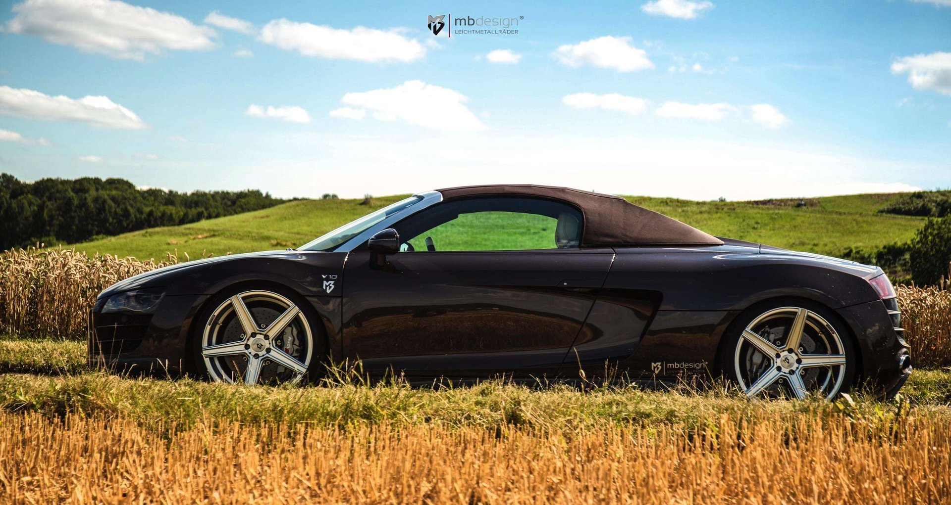 AUDI R8 Coupe 42 KV1 silber glänzend