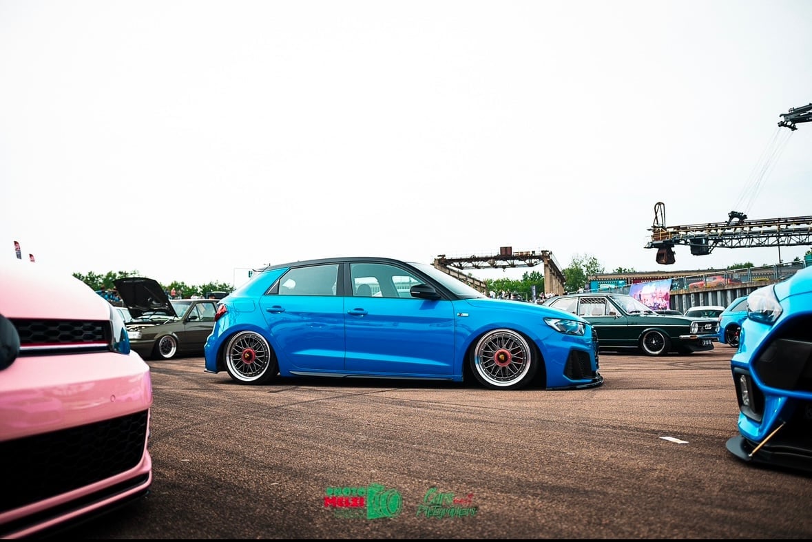 AUDI A1 GB with 18 inch LV1 wheels in grey glossy polished
