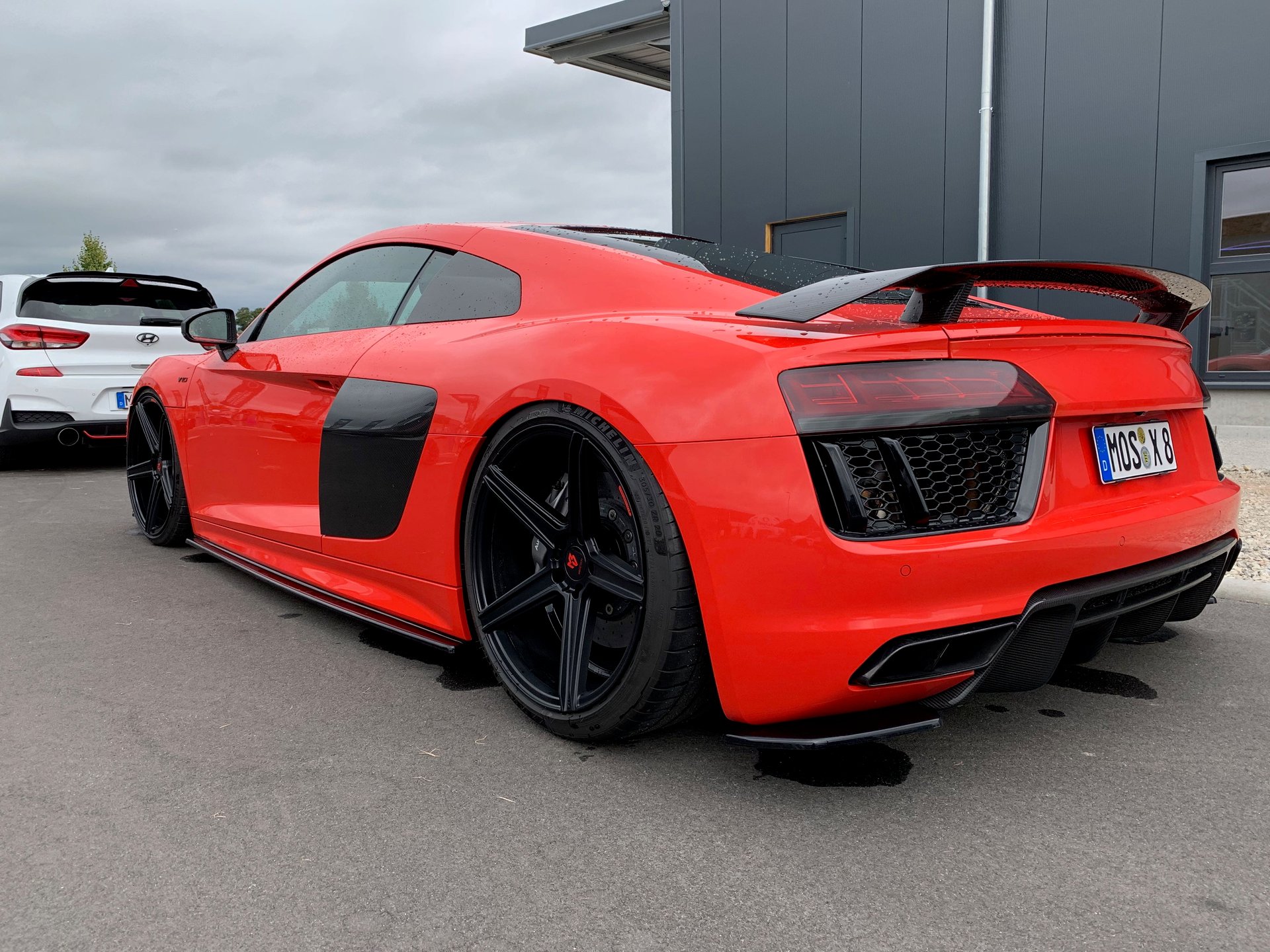 AUDI R8 Coupe with KV1 20 inch wheels & lowering