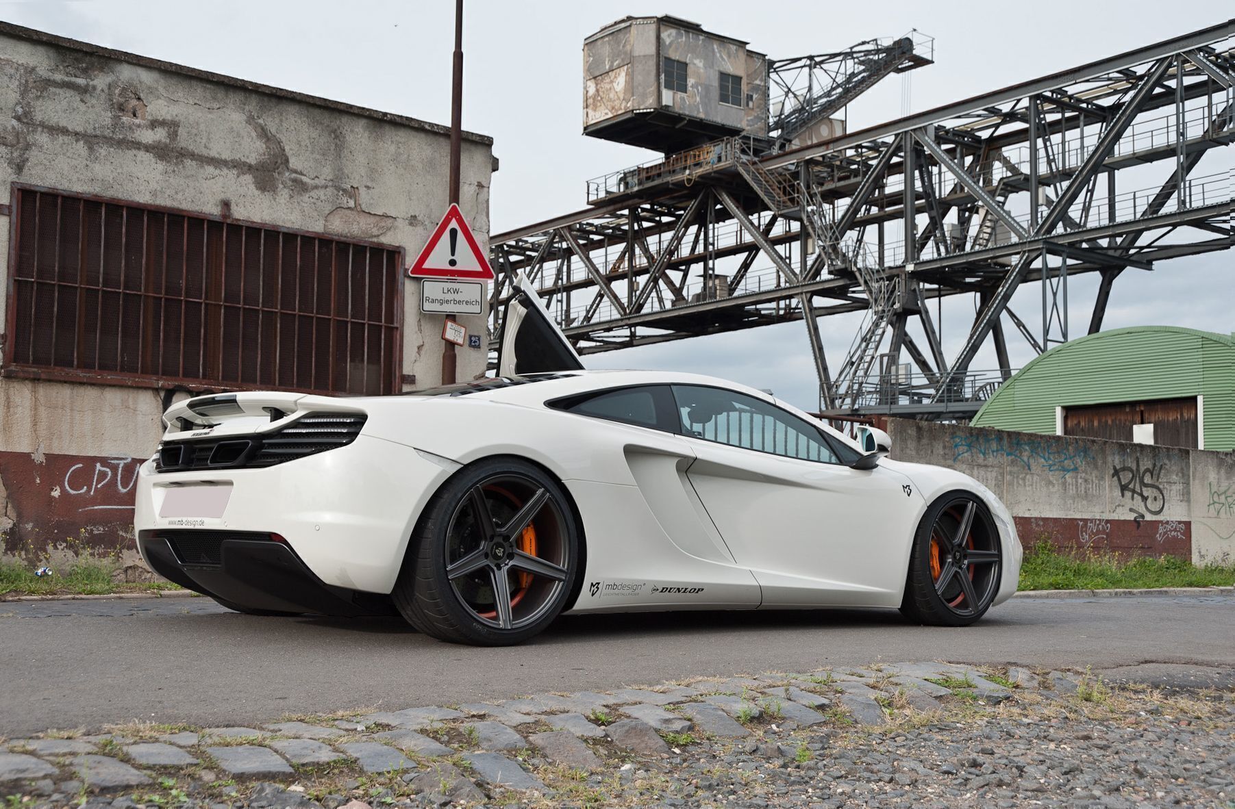 MCLAREN 12C MP4-12C KV1 grau matt