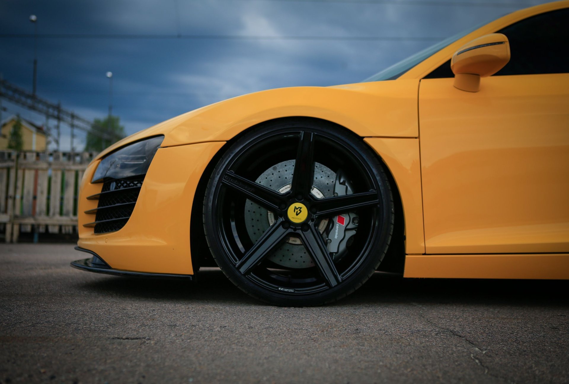 AUDI R8 Coupe 42 KV1 schwarz glänzend