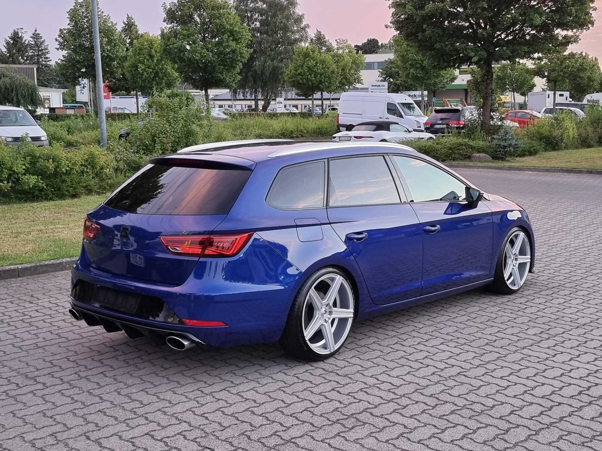 SEAT Leon 5F - KV1 silber glänzend