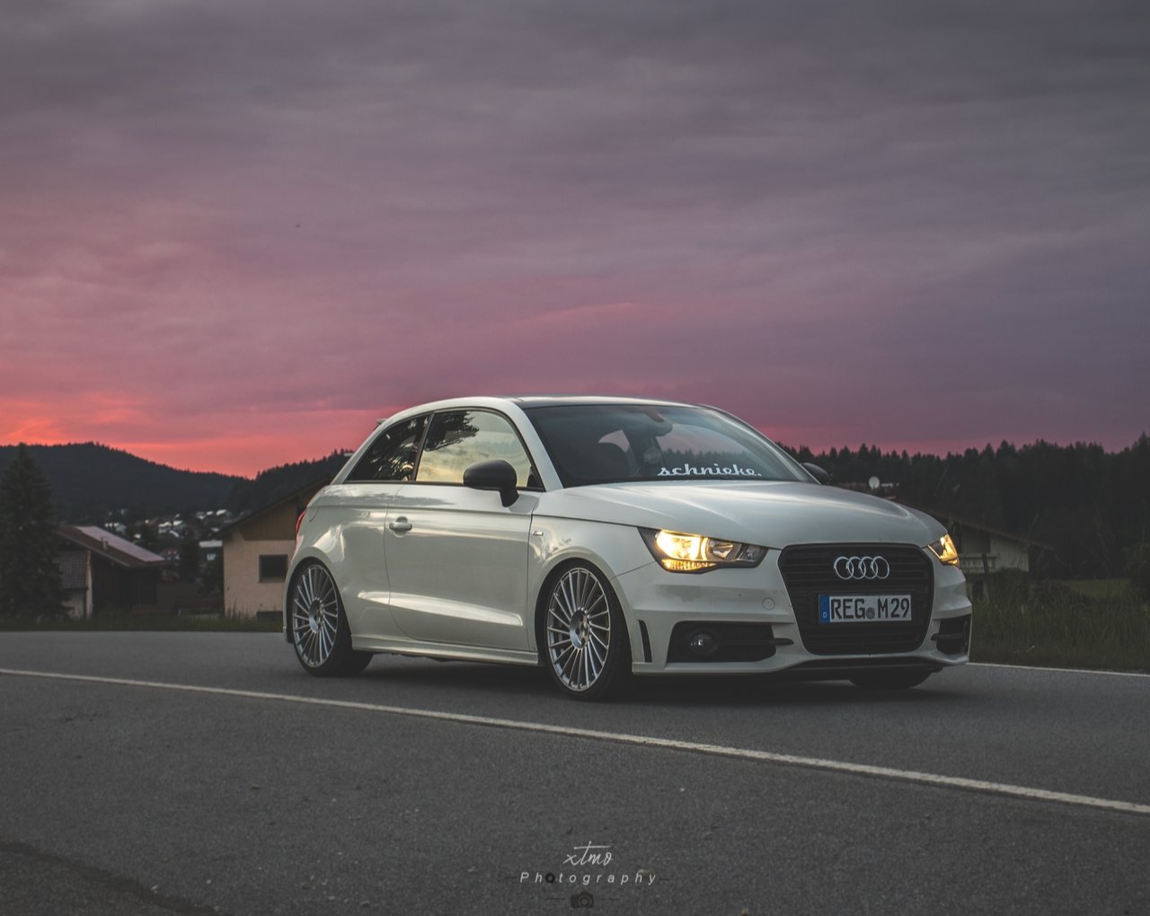 AUDI A1 8X VR3 silber glänzend