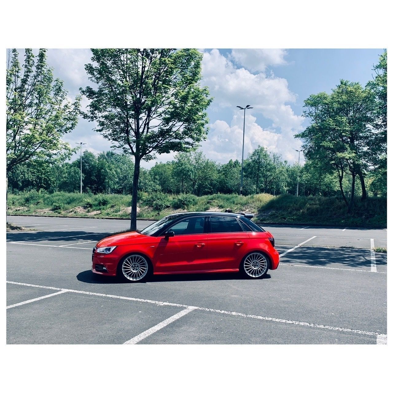 AUDI S1 2.0 TFSI Quattro with mbDESIGN VR3 18 inch wheels