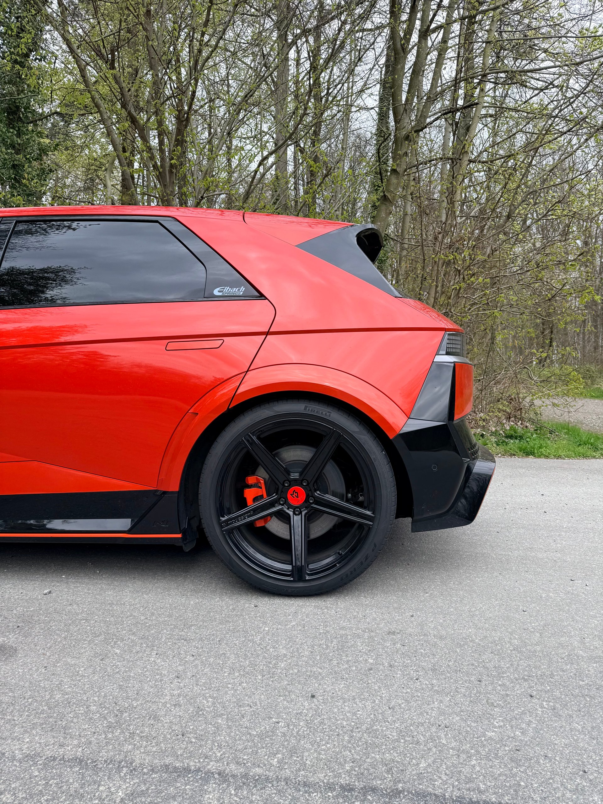 HYUNDAI IONIQ 5 N with KV1 S Wheels