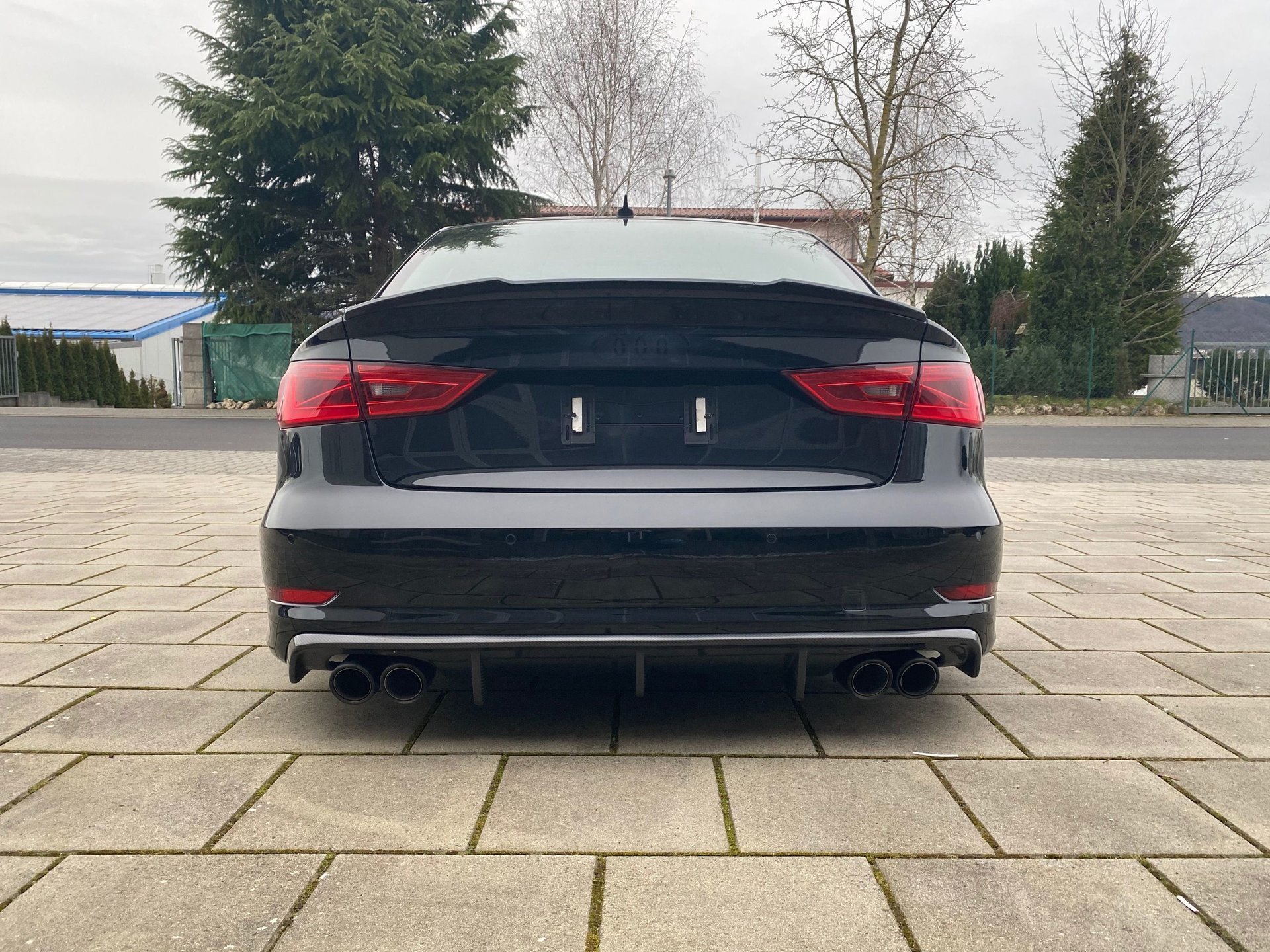 AUDI A3 Cabrio 8V KV1 silber glänzend