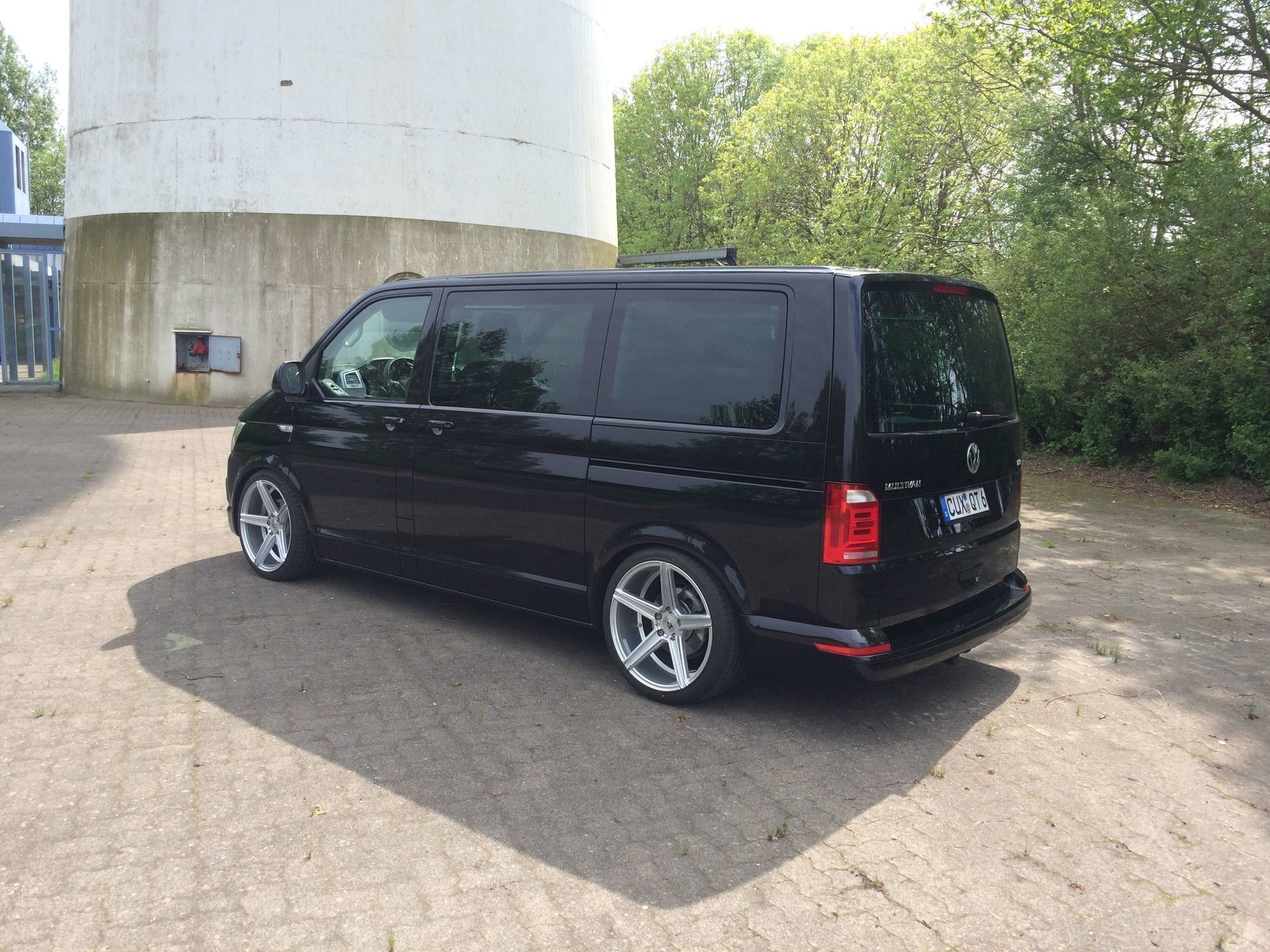 VOLKSWAGEN T6 Bus Multivan 7HC KV1 silber glänzend
