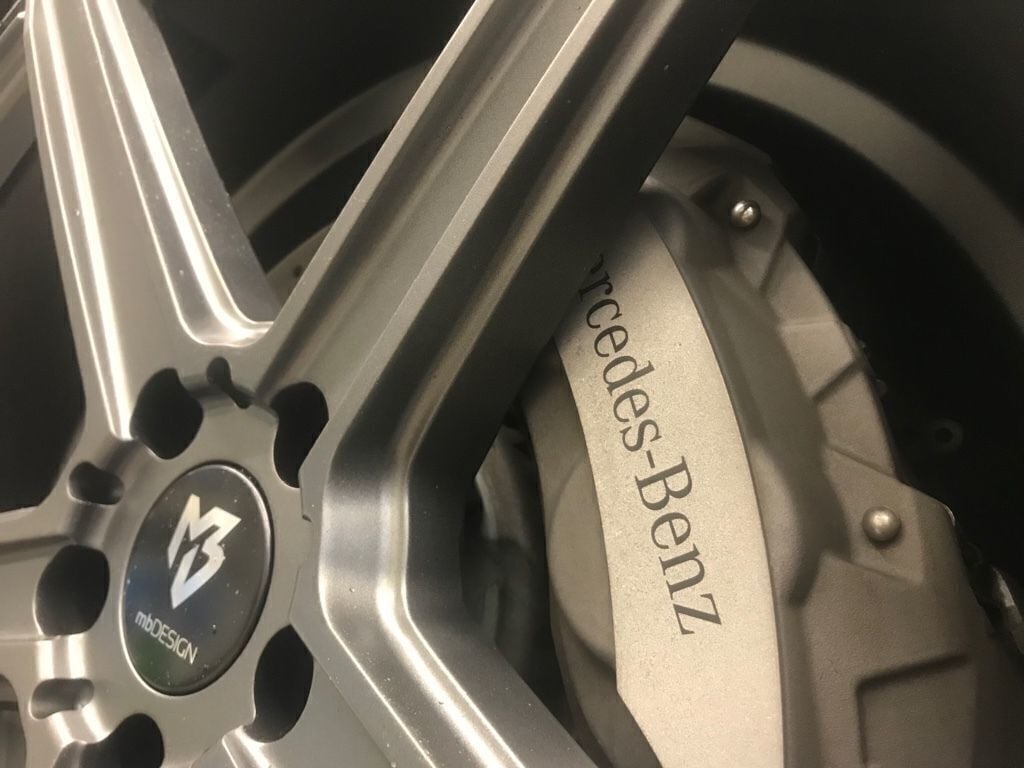 MERCEDES-BENZ E-Klasse T-Modell R1ES KV1 grau matt
