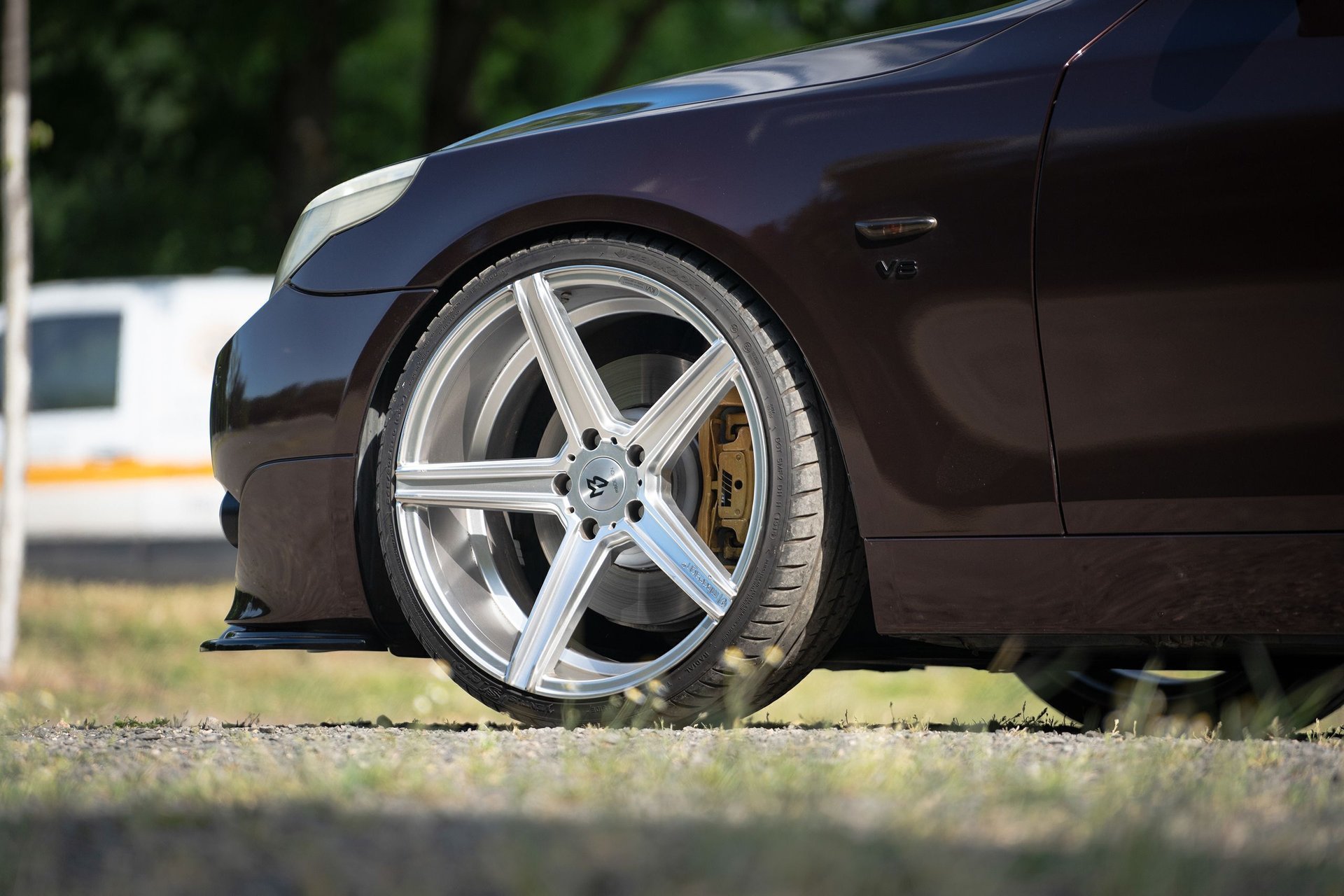 BMW 5er 560L KV1 silber glänzend