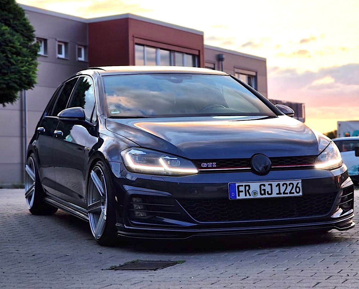 VOLKSWAGEN Golf 7 AU - KV1 champagner matt