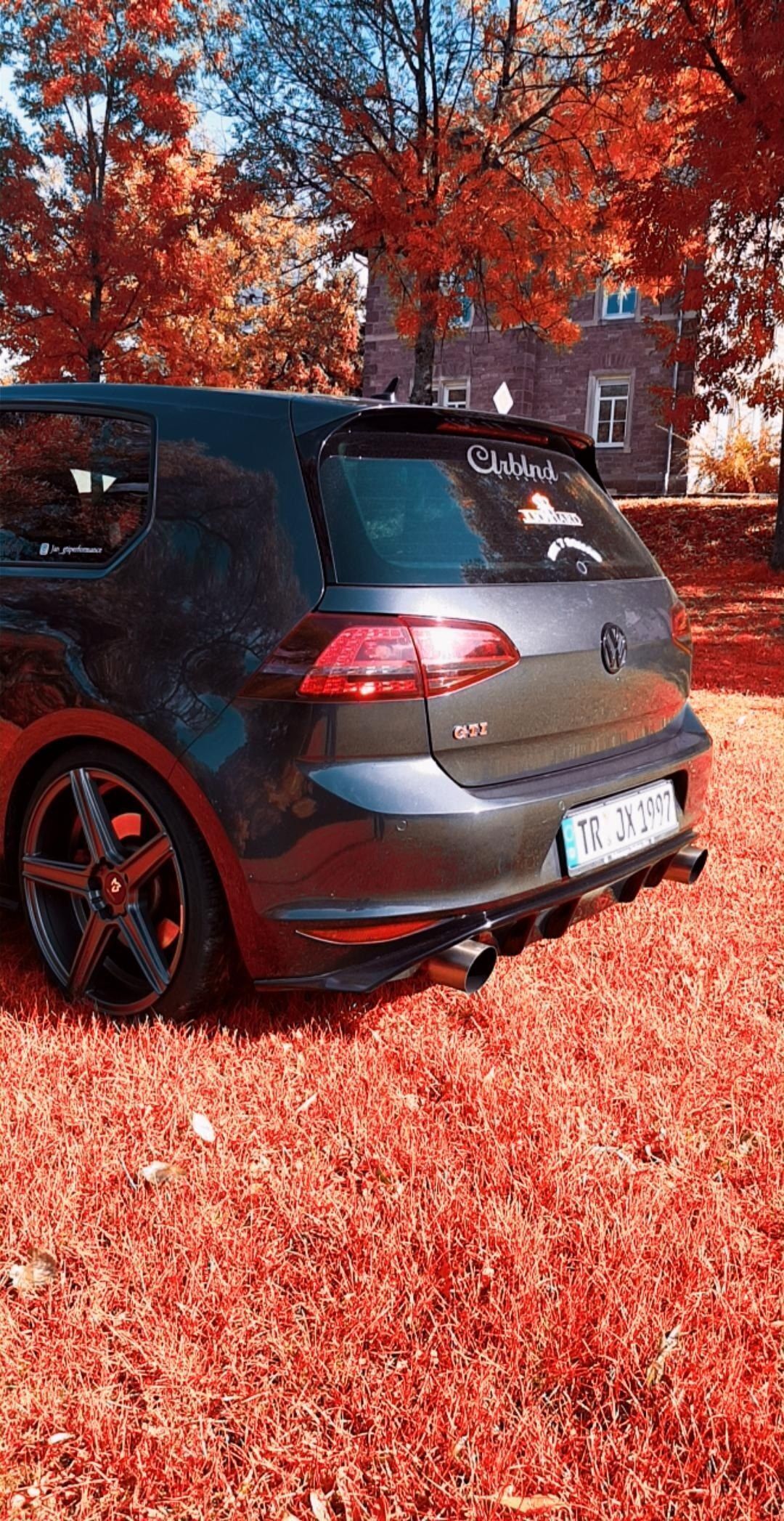 VOLKSWAGEN Golf 7 AU KV1 grau matt