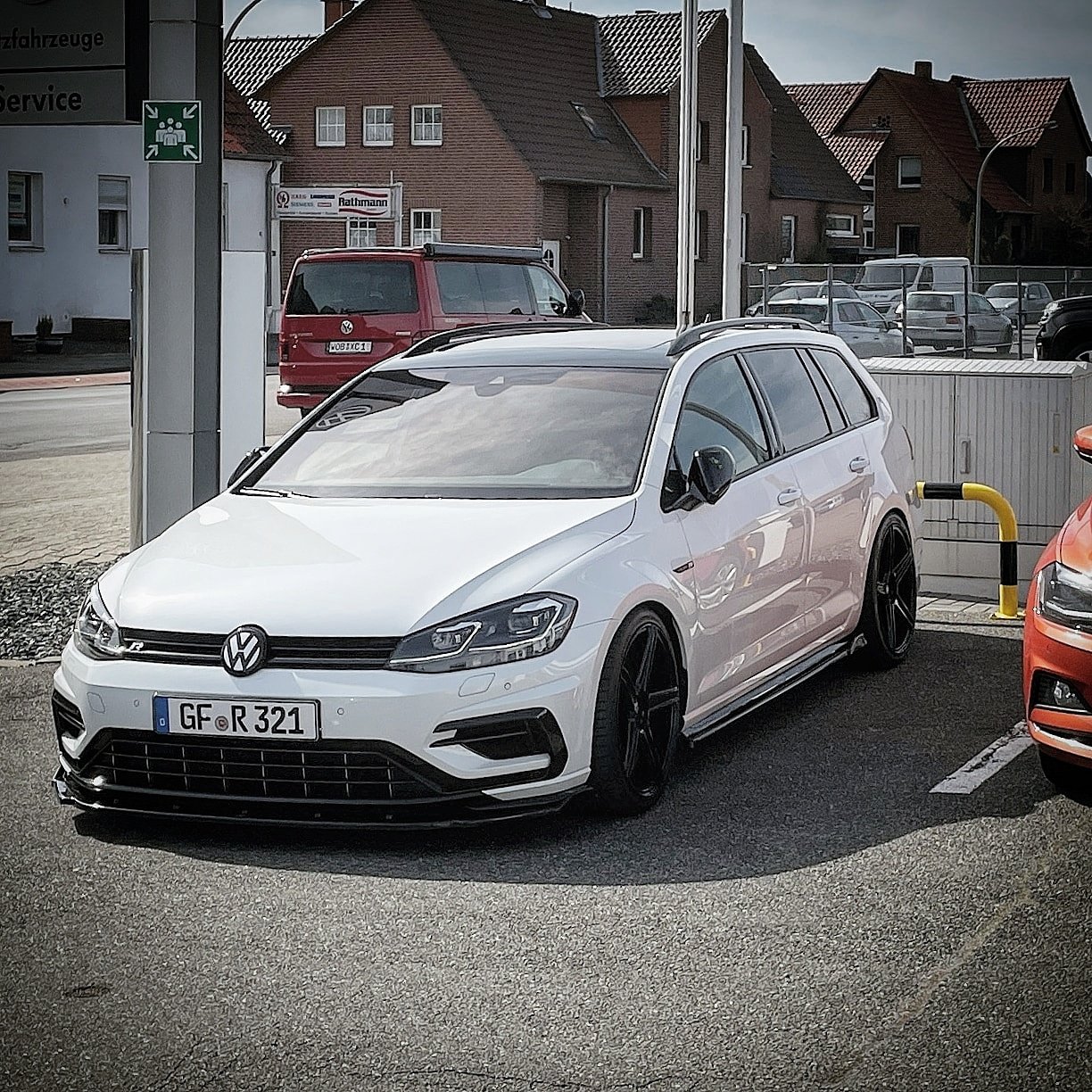 VOLKSWAGEN Golf 7 Variant R AUV - KV1 schwarz glänzend