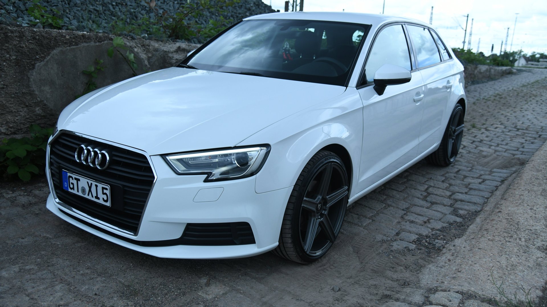AUDI A3 8V - KV1 grau matt