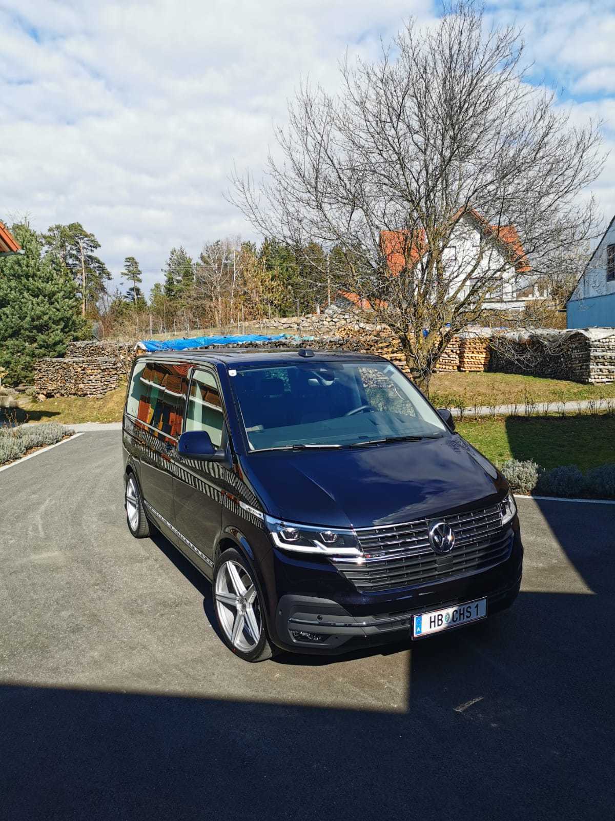 VOLKSWAGEN T6.1 Bus Multivan 7HC KV1 silber glänzend