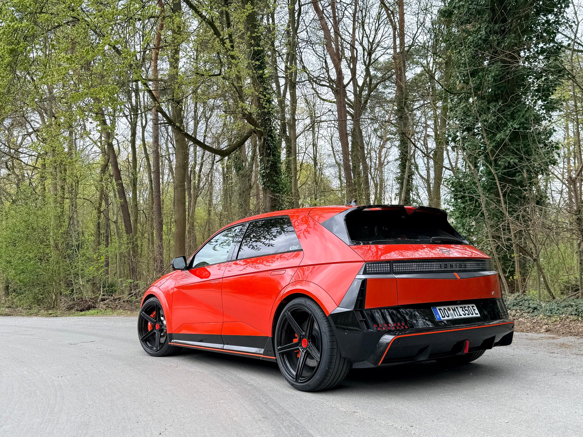 HYUNDAI IONIQ 5 N with KV1 S Wheels