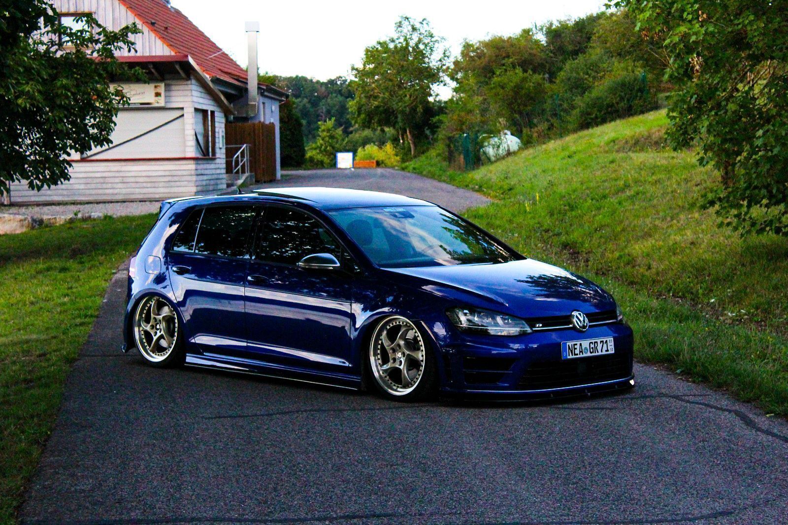VOLKSWAGEN Golf 7 R AU - TURBO S champagner glänzend poliert