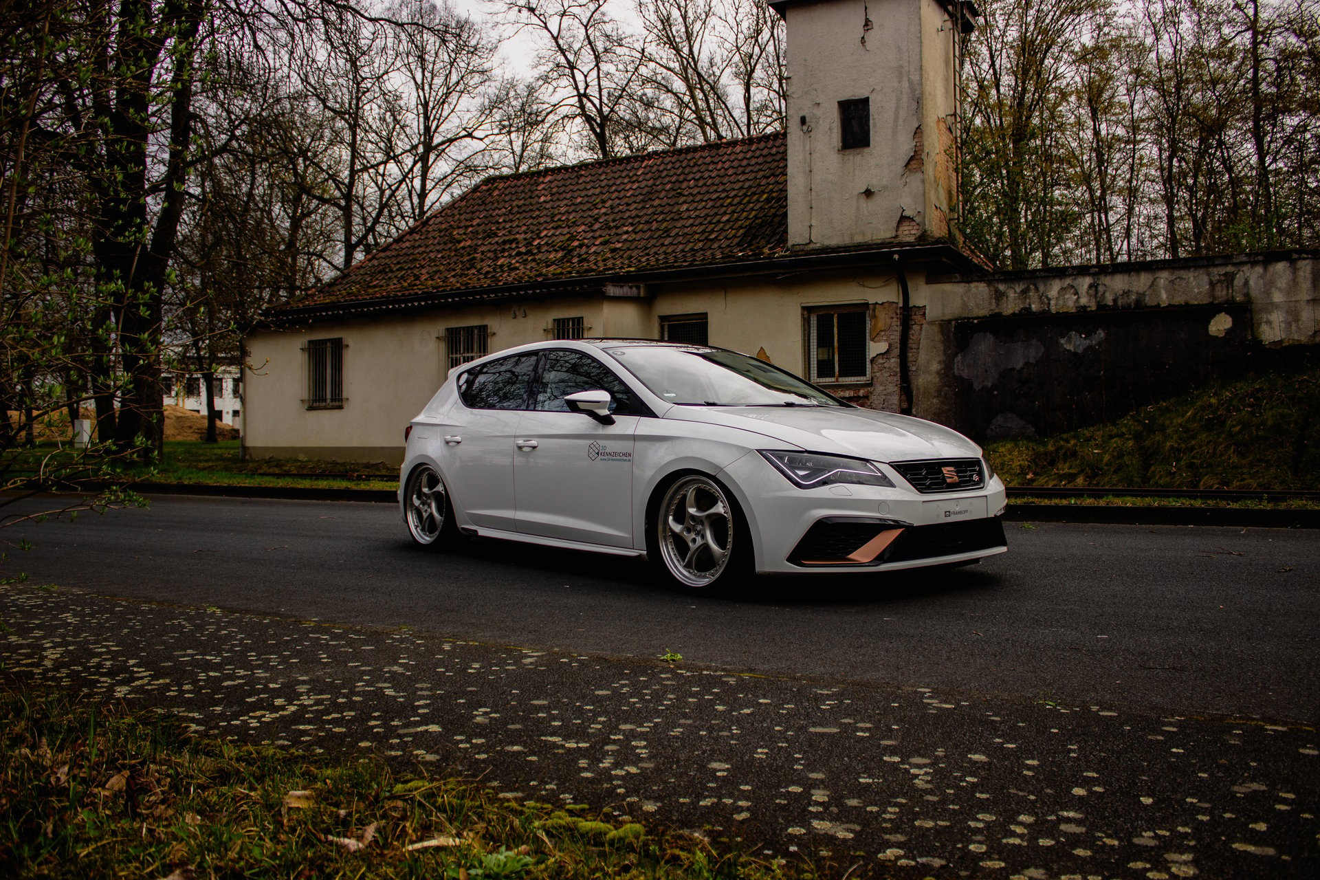 SEAT Leon 5F mit 19 Zoll mbDESIGN Räder