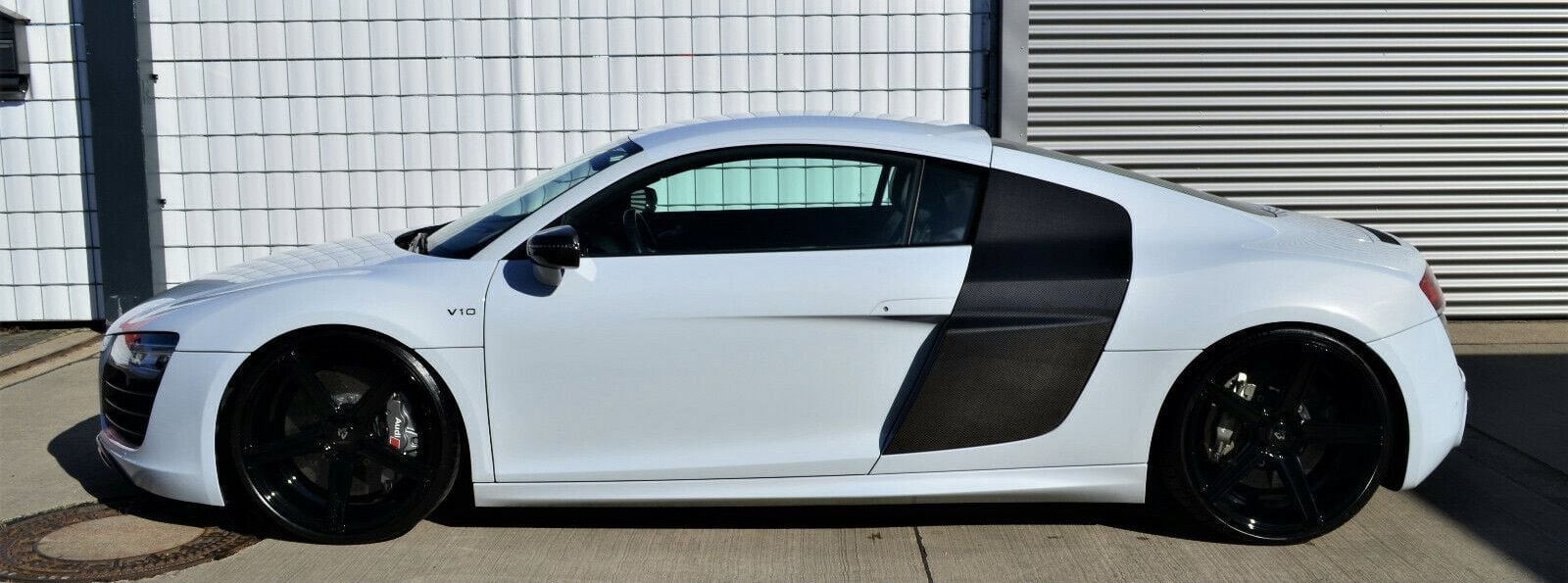 AUDI R8 Coupe 42 KV1 schwarz glänzend
