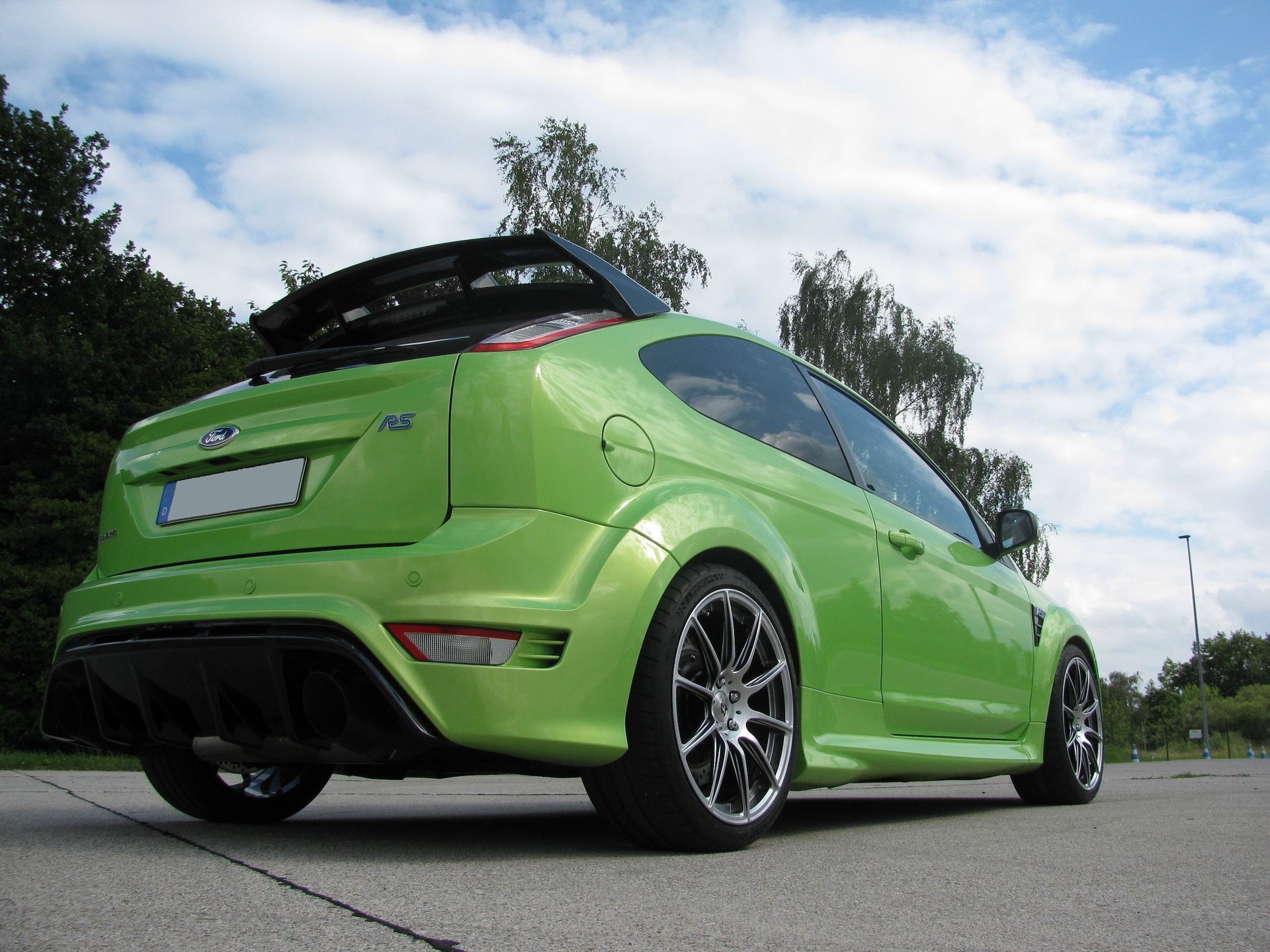 FORD Focus DYB MF1 silber glänzend