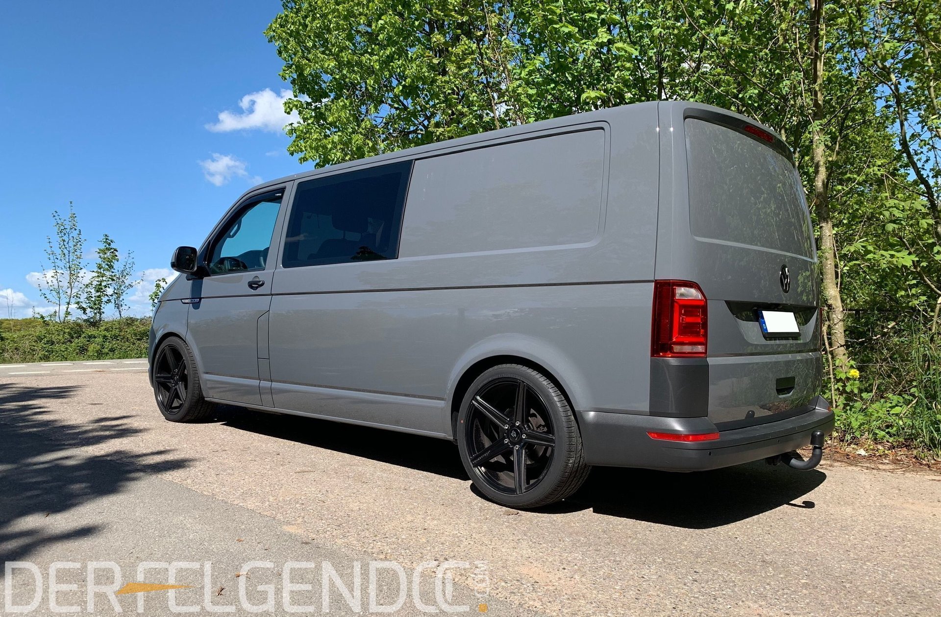 VOLKSWAGEN T6 Bus Multivan 7HC - KV1 schwarz glänzend