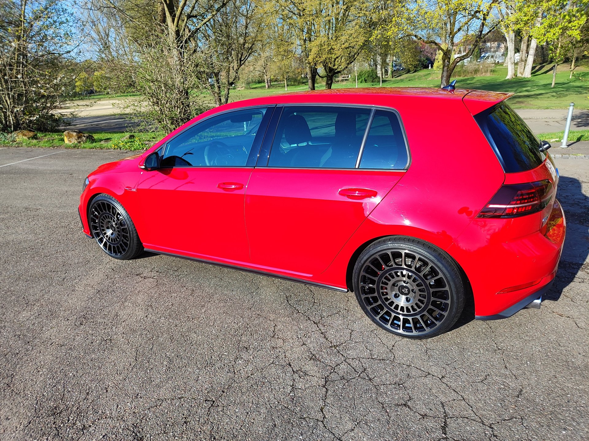 VOLKSWAGEN Golf 7 AU - MSP schwarz smoke poliert