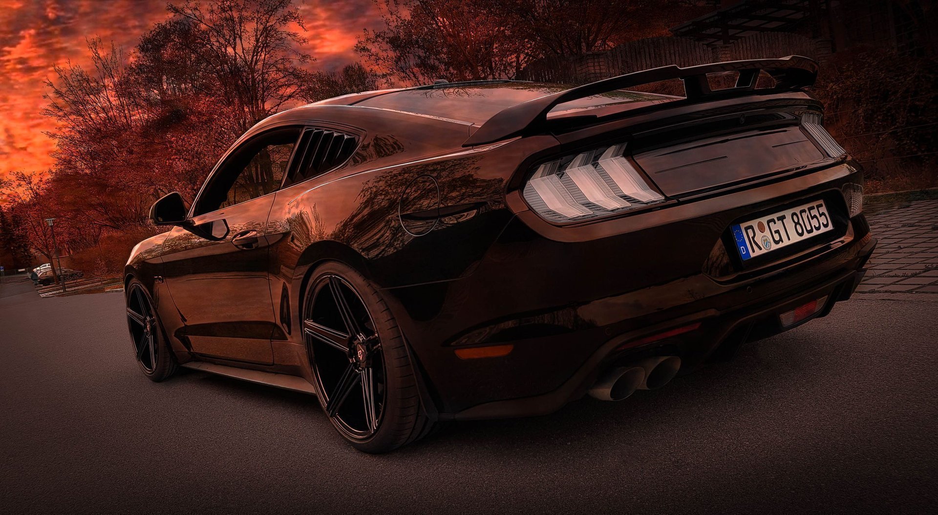 FORD Mustang LAE KV1 schwarz glänzend