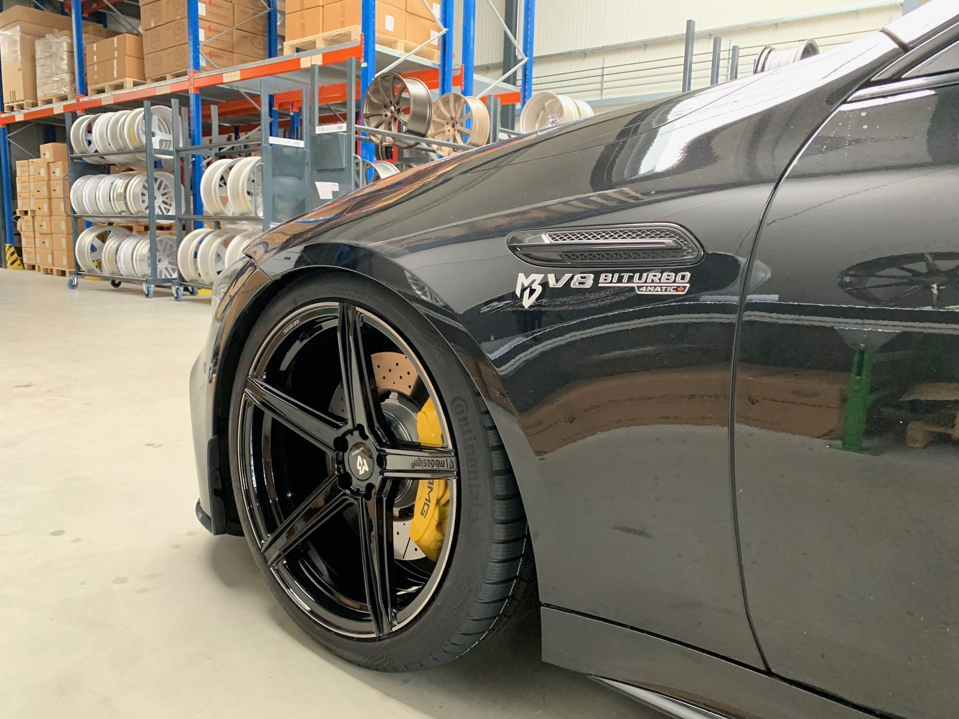 MERCEDES-BENZ AMG GT 4-Türer R1EAMG - KV1 S schwarz glänzend