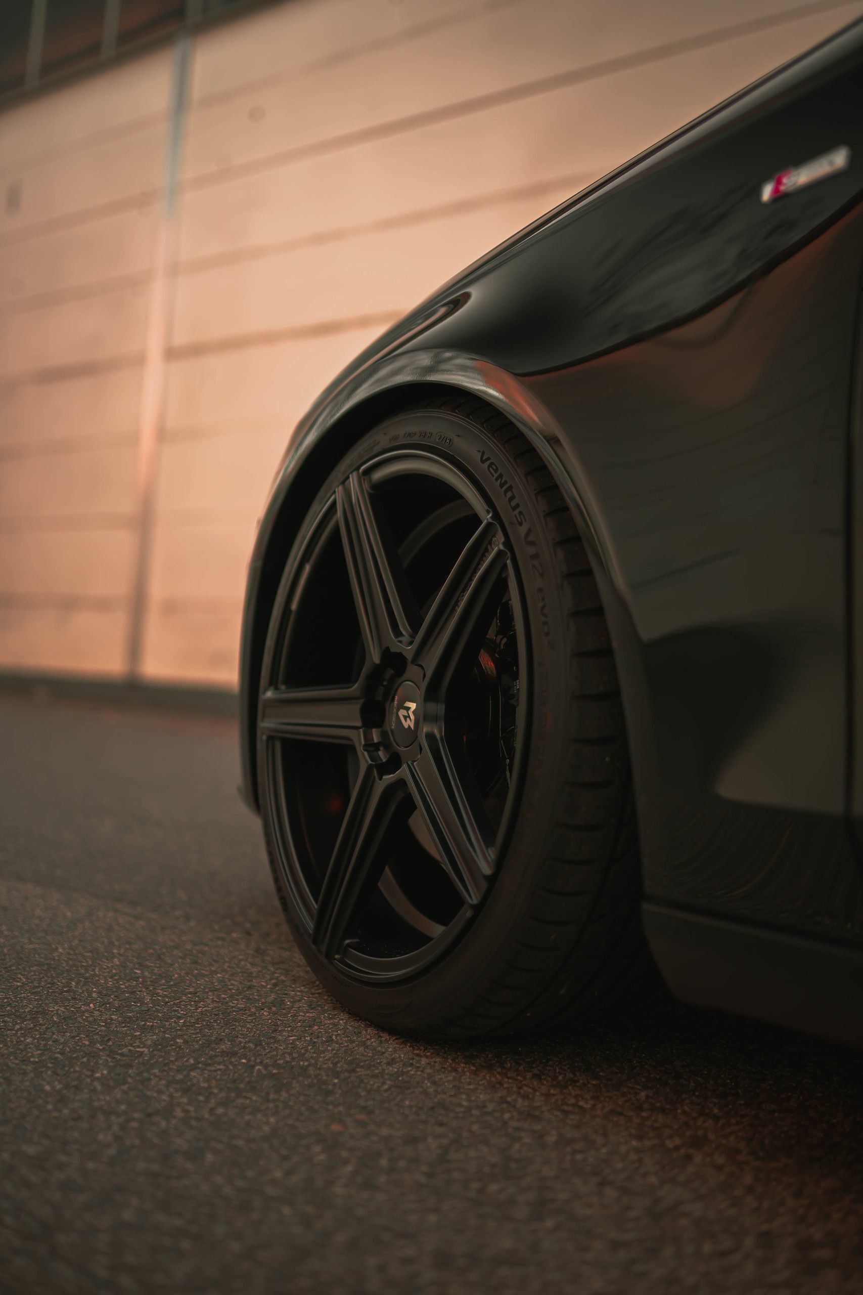 AUDI A4 B8 KV1 schwarz seidenmatt
