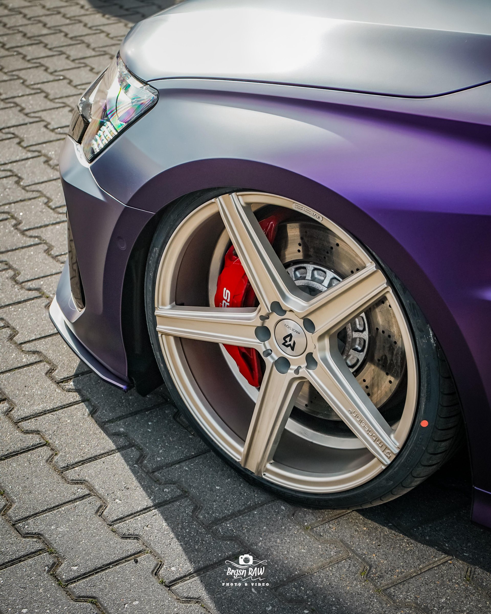 AUDI RS3 Sportback GY with 20-inch mbDESIGN alloy wheels