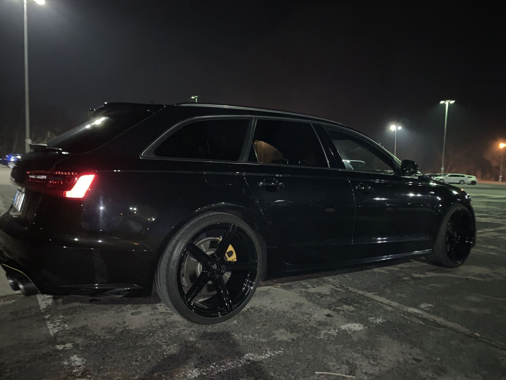 AUDI A6 4G KV1 S schwarz glänzend
