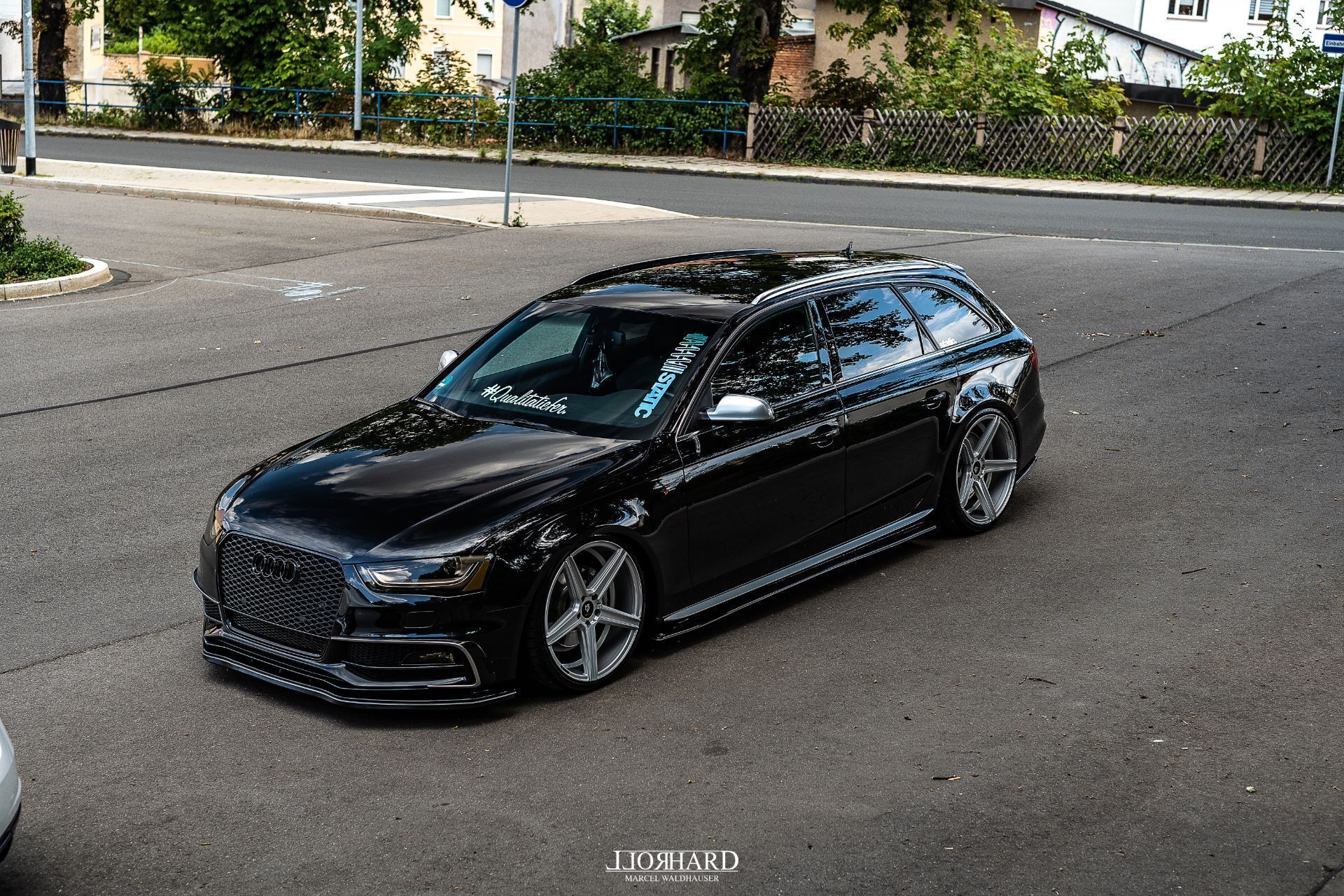 AUDI A4 B8 KV1 silber glänzend