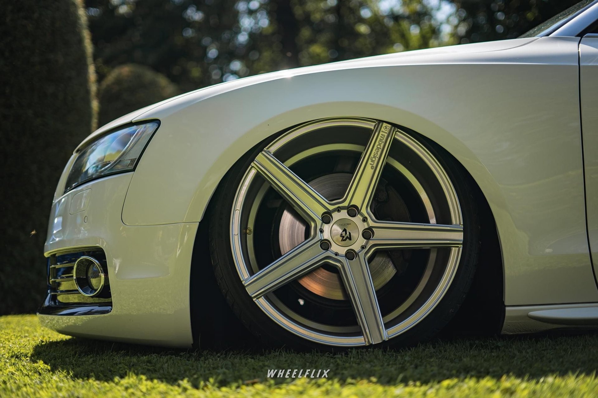 AUDI A5 Cabrio B8 with mbDESIGN 20 inch alloy wheels