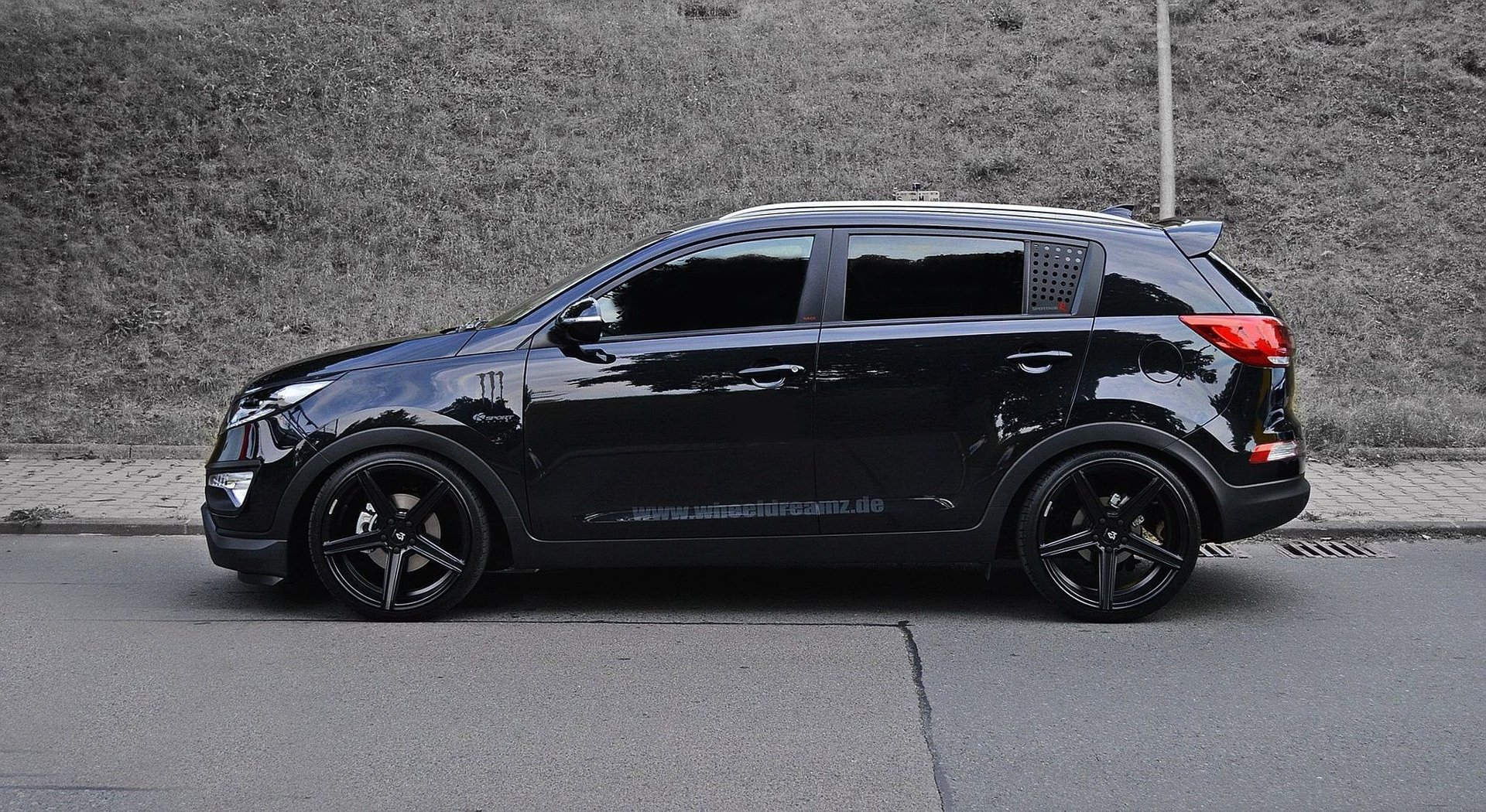 KIA Sportage SLS KV1 schwarz seidenmatt