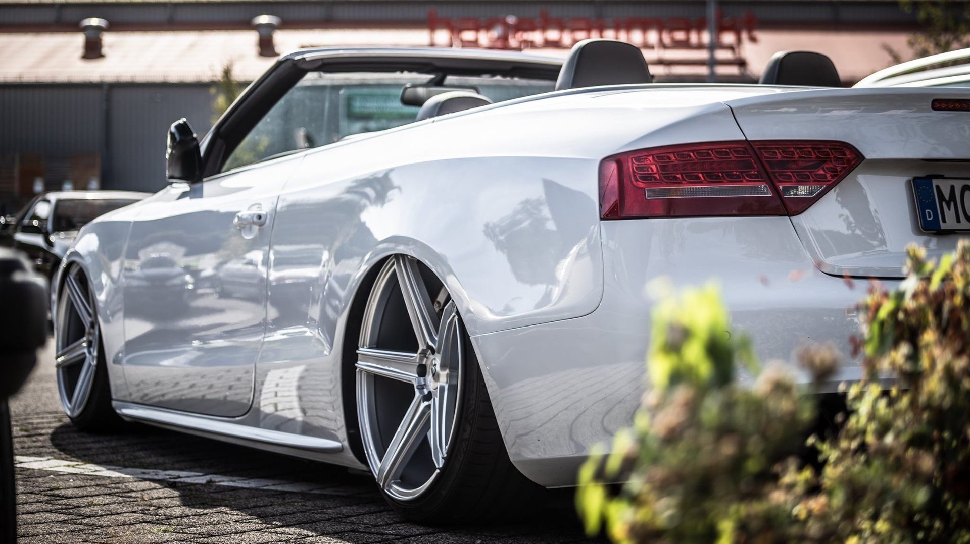 AUDI A5 Cabrio B8 with mbDESIGN 20 inch alloy wheels